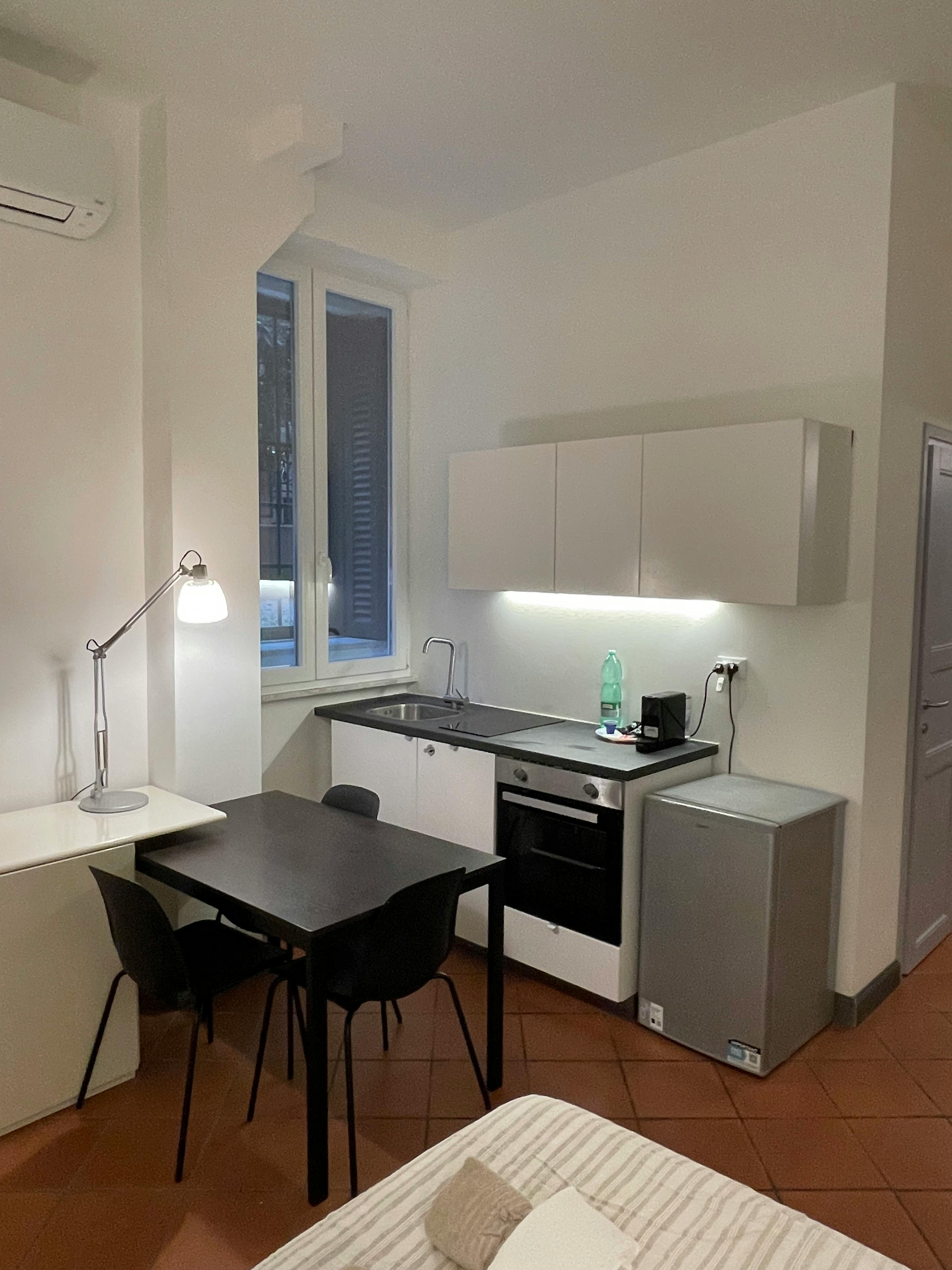 Studio à louer pour 1 300 €/mois à Rome, Piazza Antonio Mancini