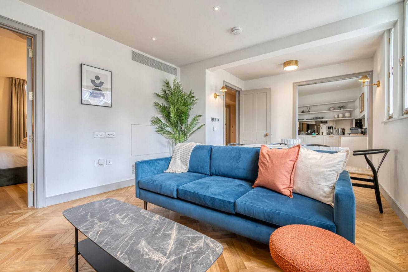 Apartment London, 2 beds — photo 1