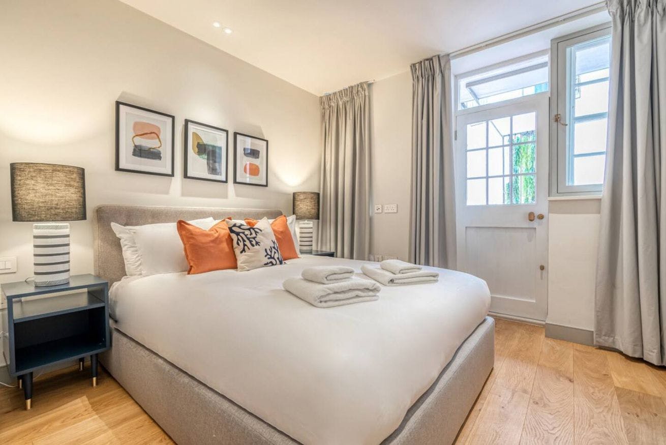 Apartment London, 2 beds — photo 1