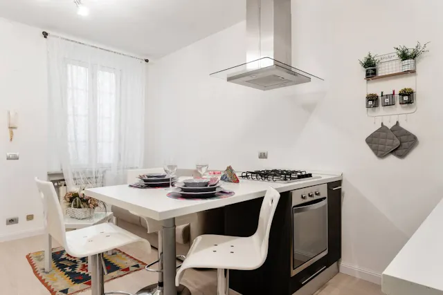 1-Bedroom Apartment in Corso Ventidue Marzo, Milan (1695101) room image 2