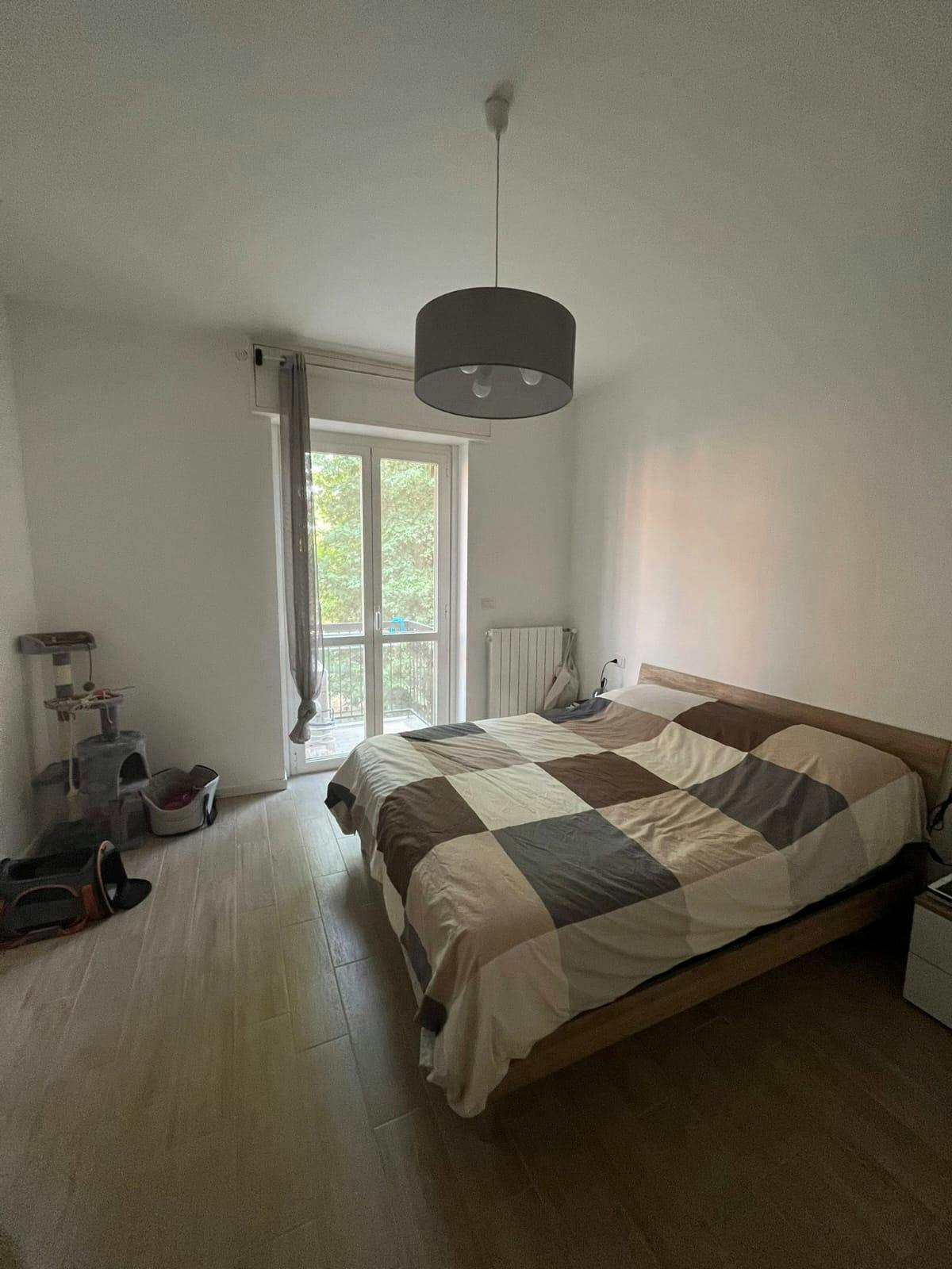 Via San Giacomo, Milan preview