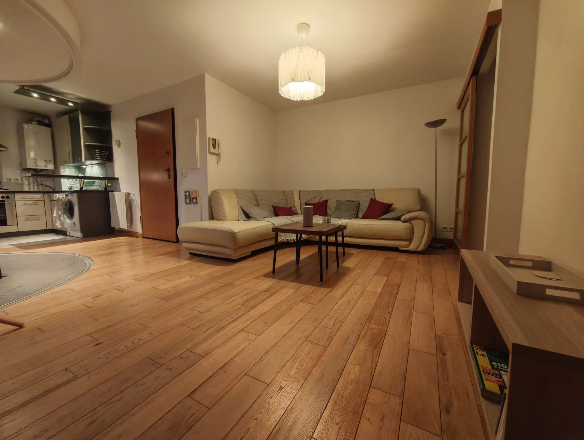 1-Bedroom Apartment in Rue Jean Jacques Rousseau, Issy-les-Moulineaux (1695197) ROOM 3