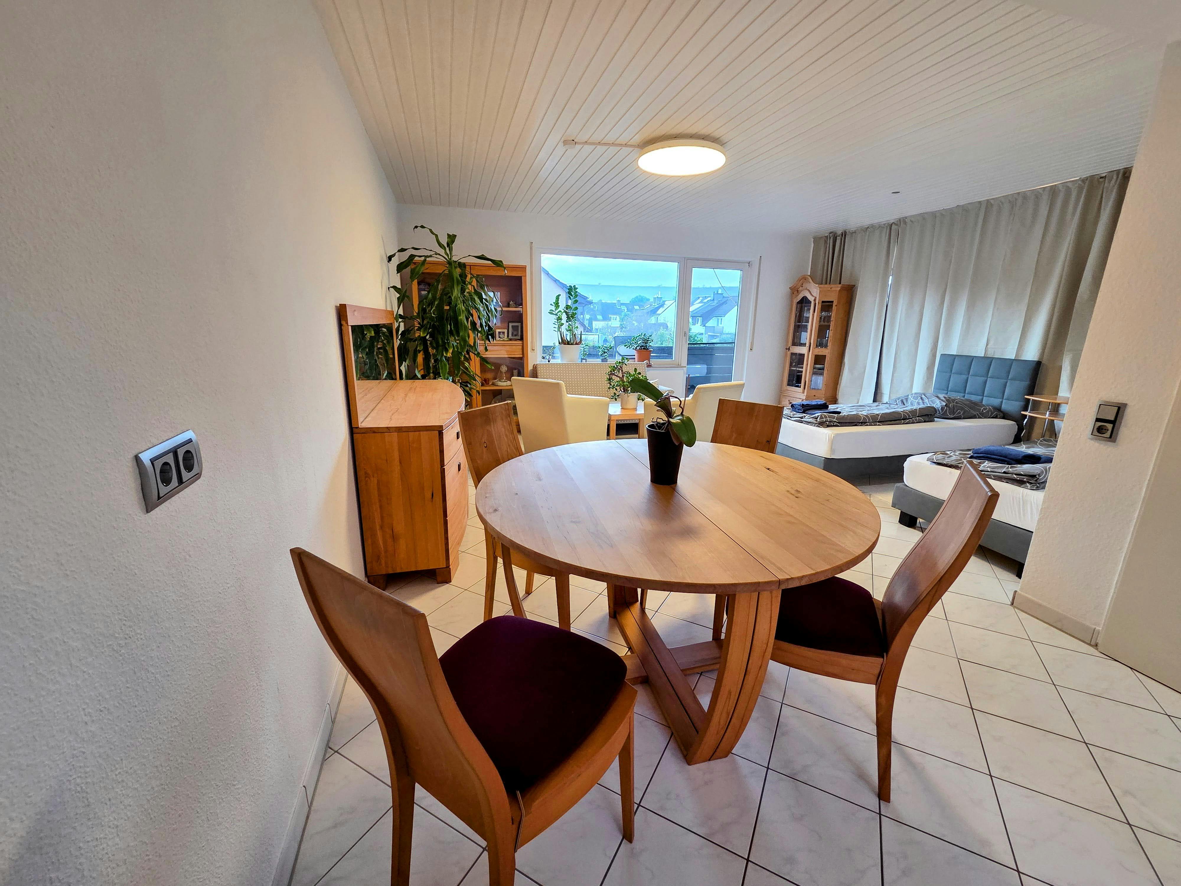 Квартира за оренду для 2 000 EUR на місяць у Verbandsgemeinde Bodenheim, Seurreallee