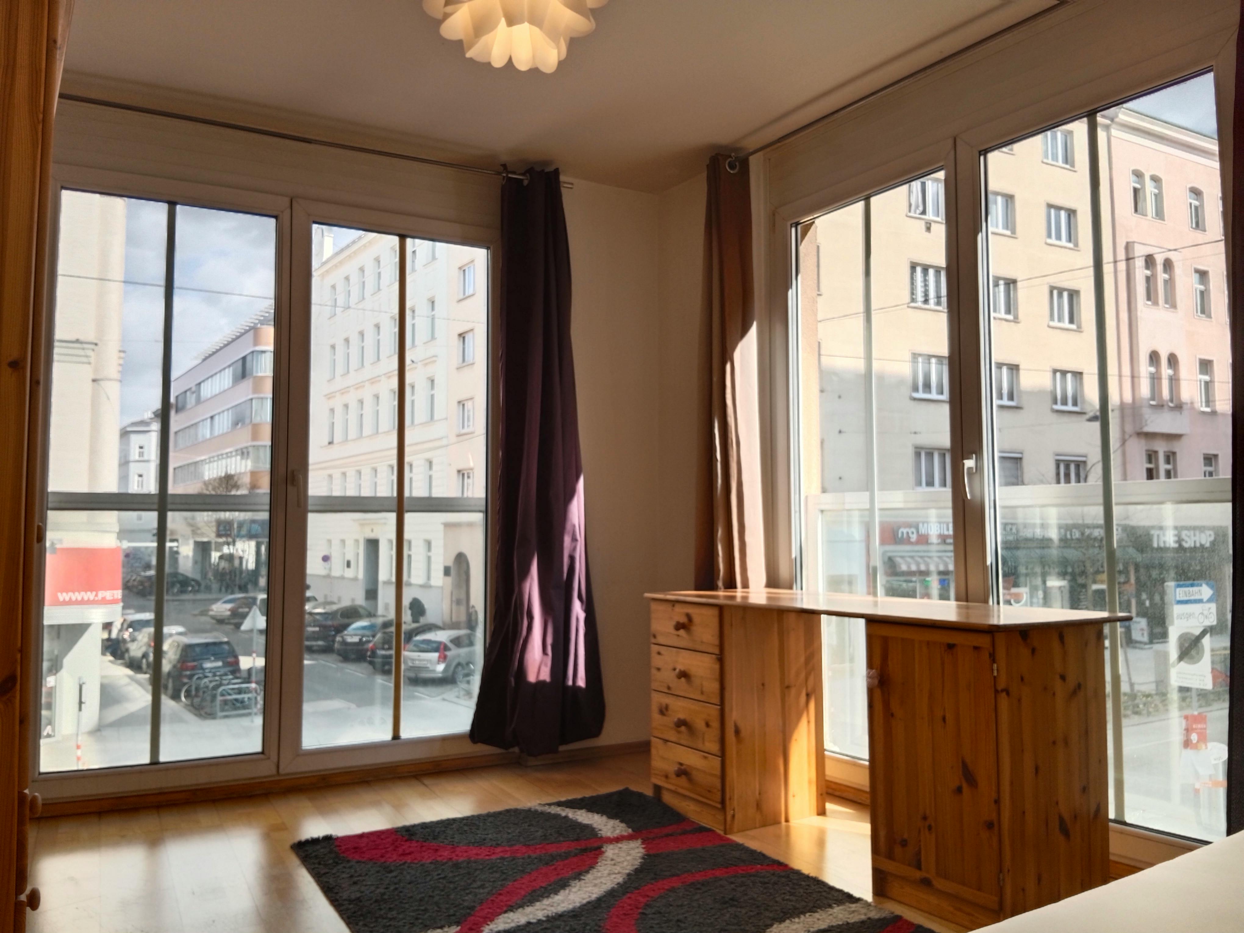 Reinprechtsdorfer Straße, Vienna preview