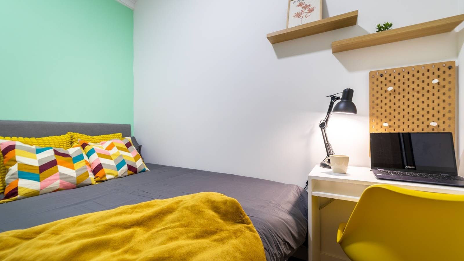 Paseo de la Castellana, Madrid preview