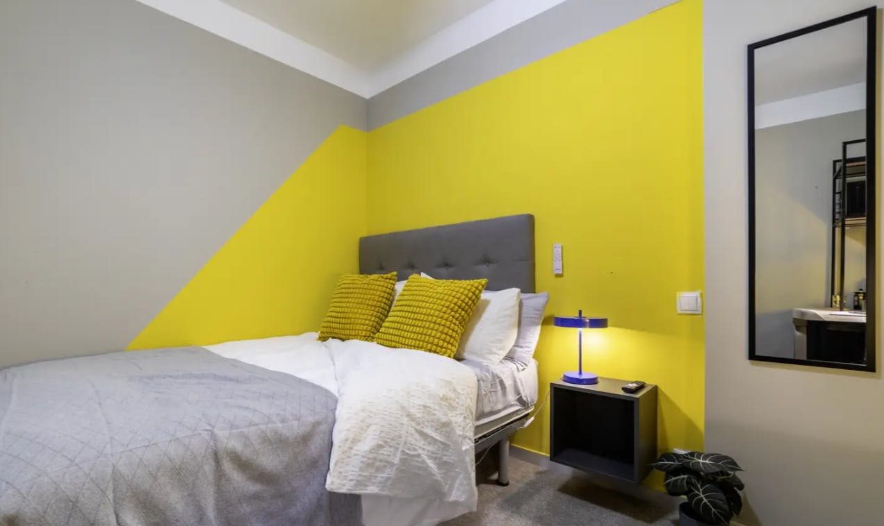 Calle de Orense, Madrid preview