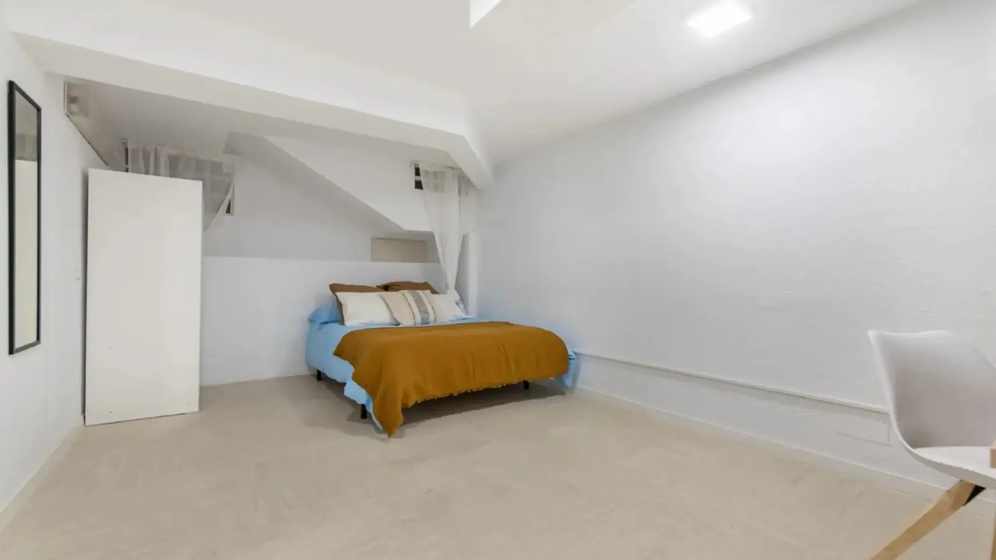 Calle del Abedul, Madrid preview