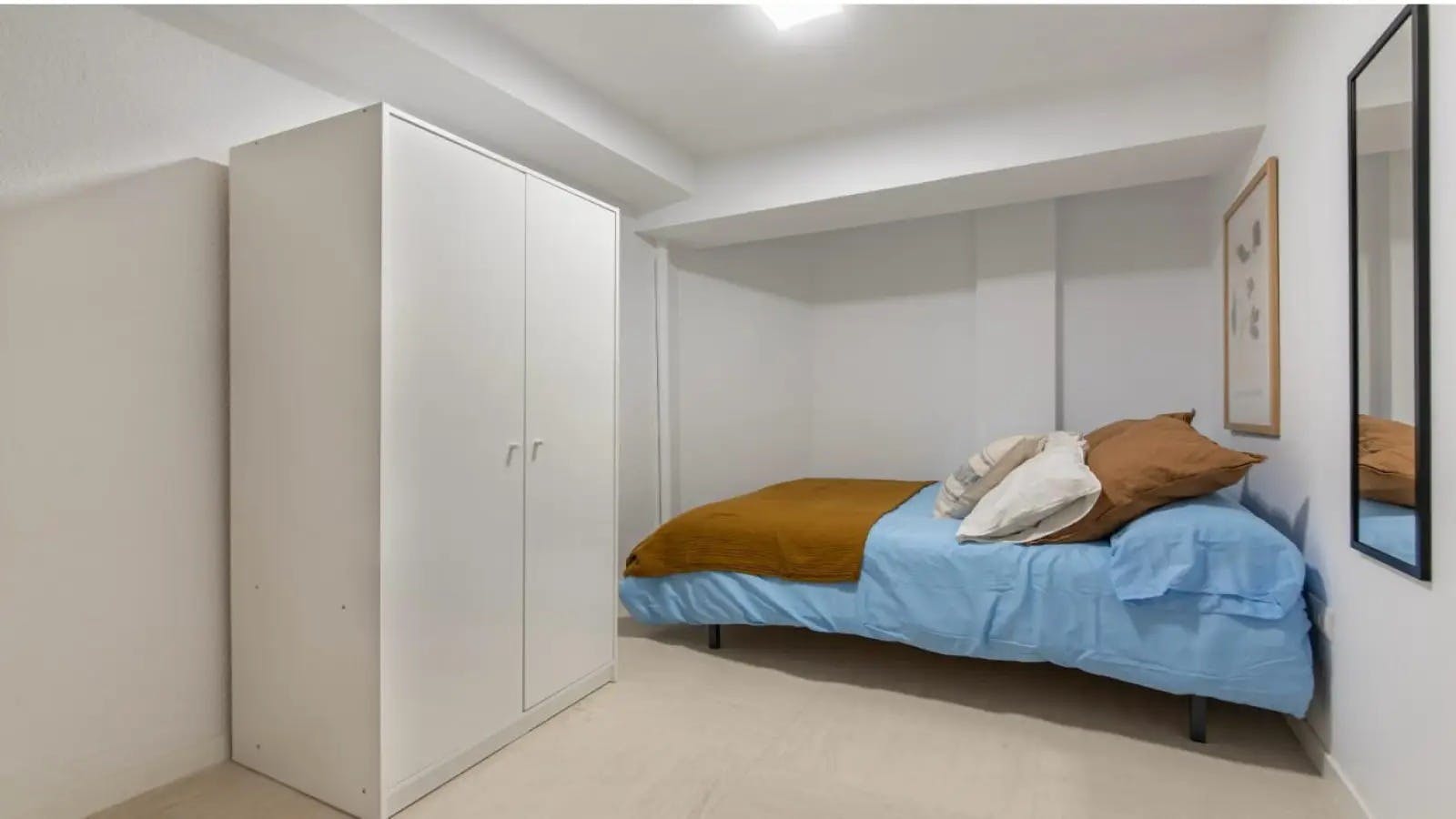 Calle del Abedul, Madrid preview