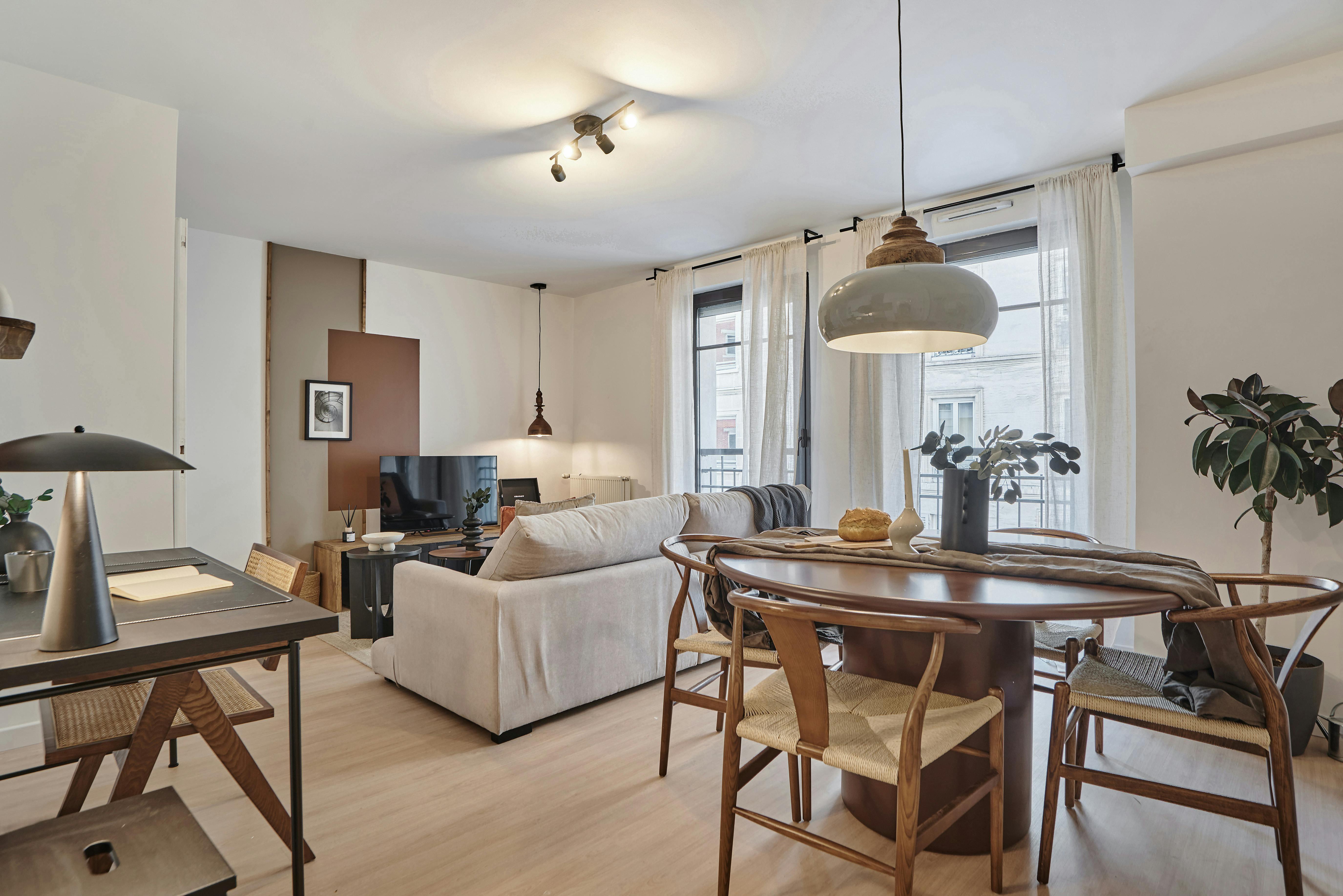 Apartment for rent for €4,001 per month in Levallois-Perret, Rue Jean Jaurès