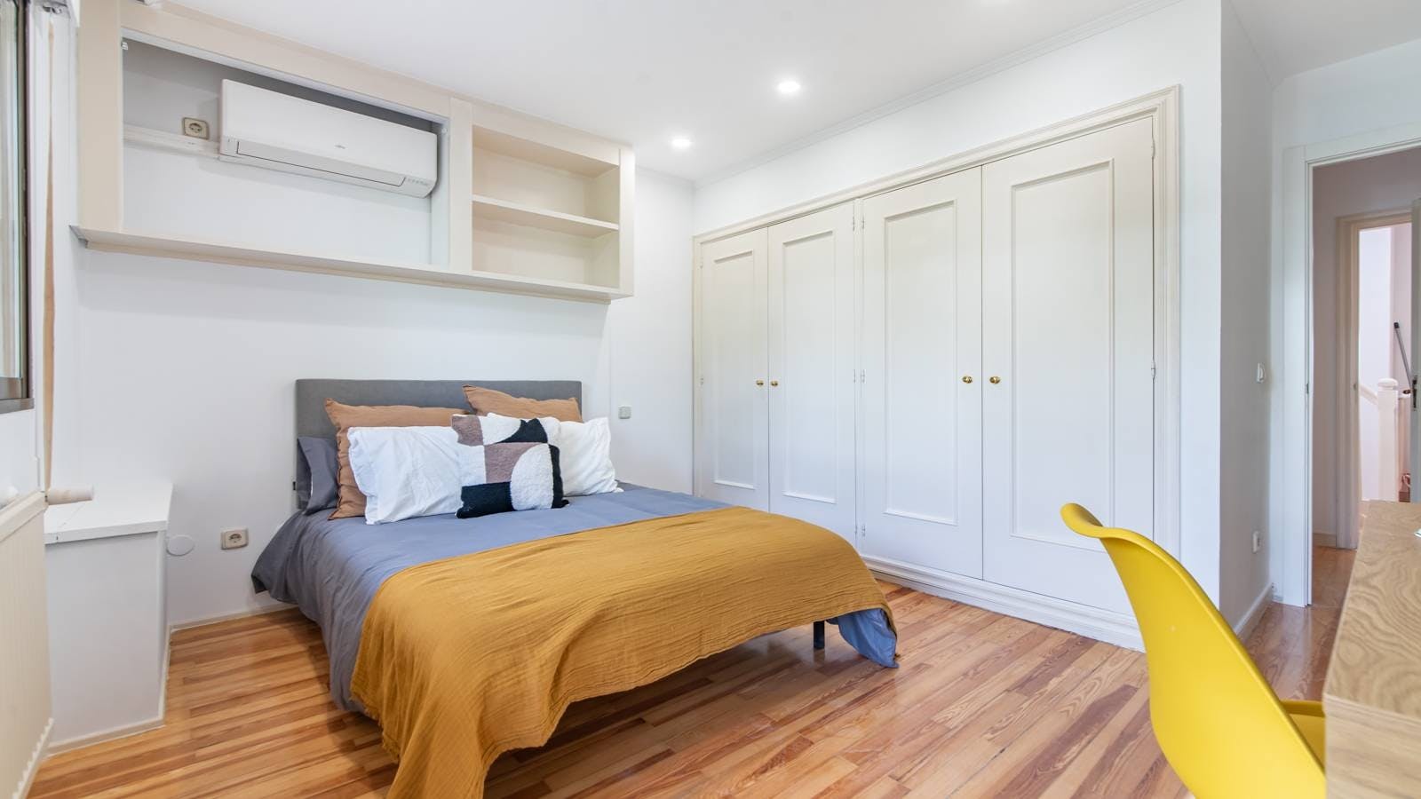 Calle del Abedul, Madrid preview