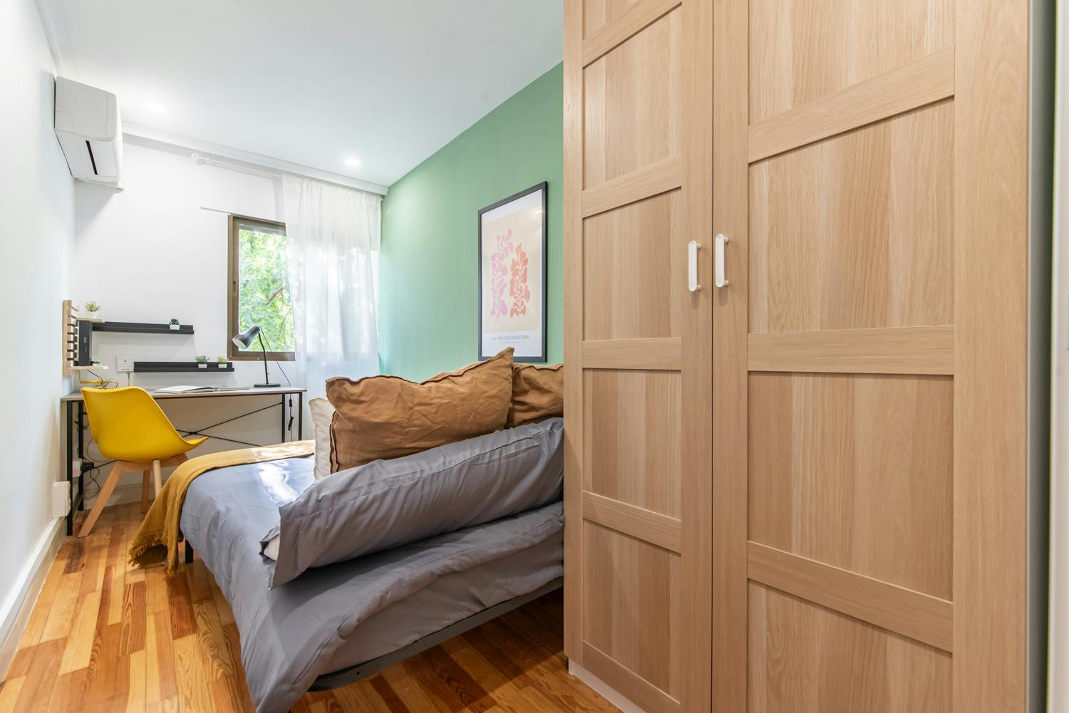 preview gallery tile