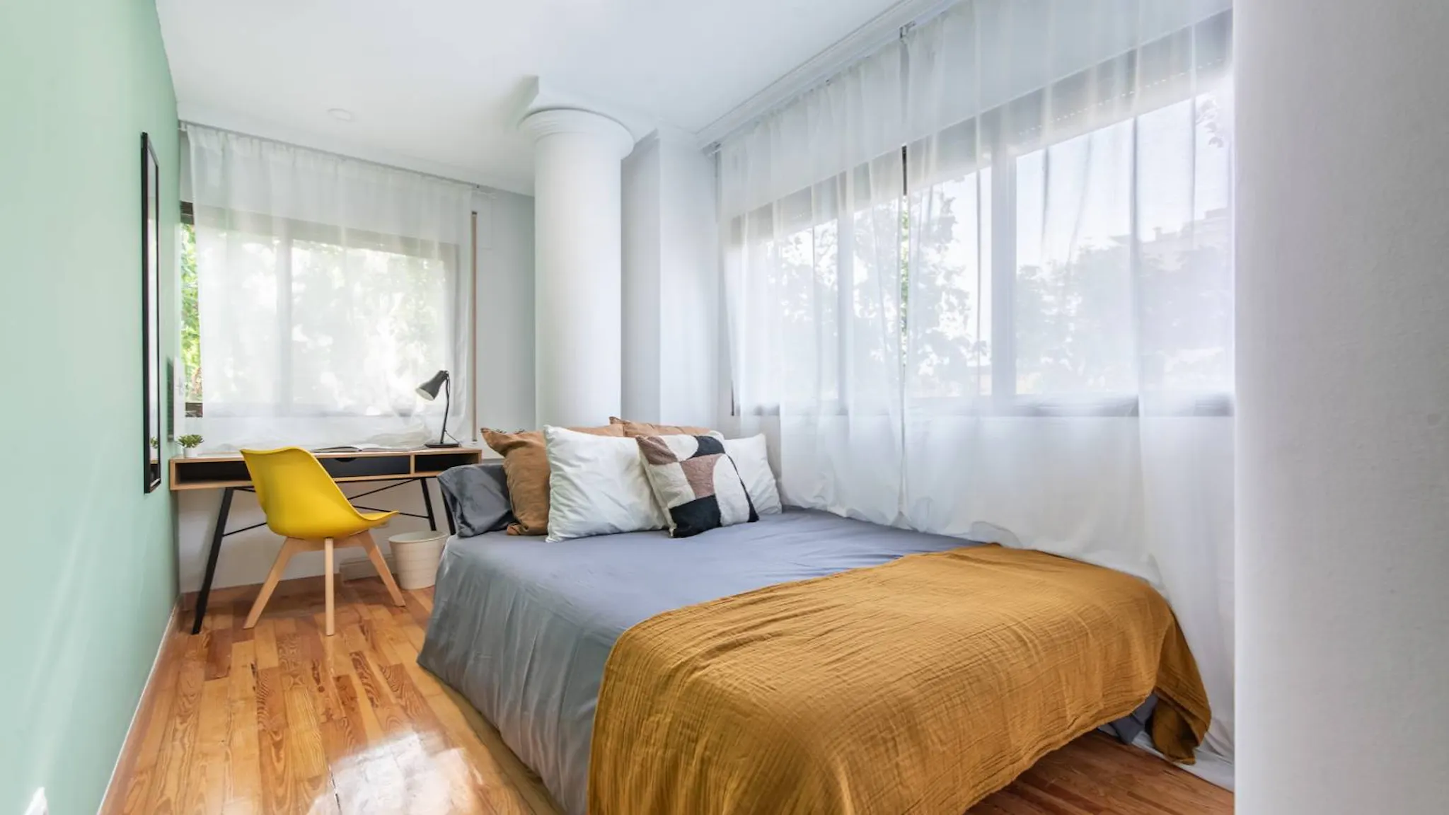 Calle del Abedul, Madrid preview