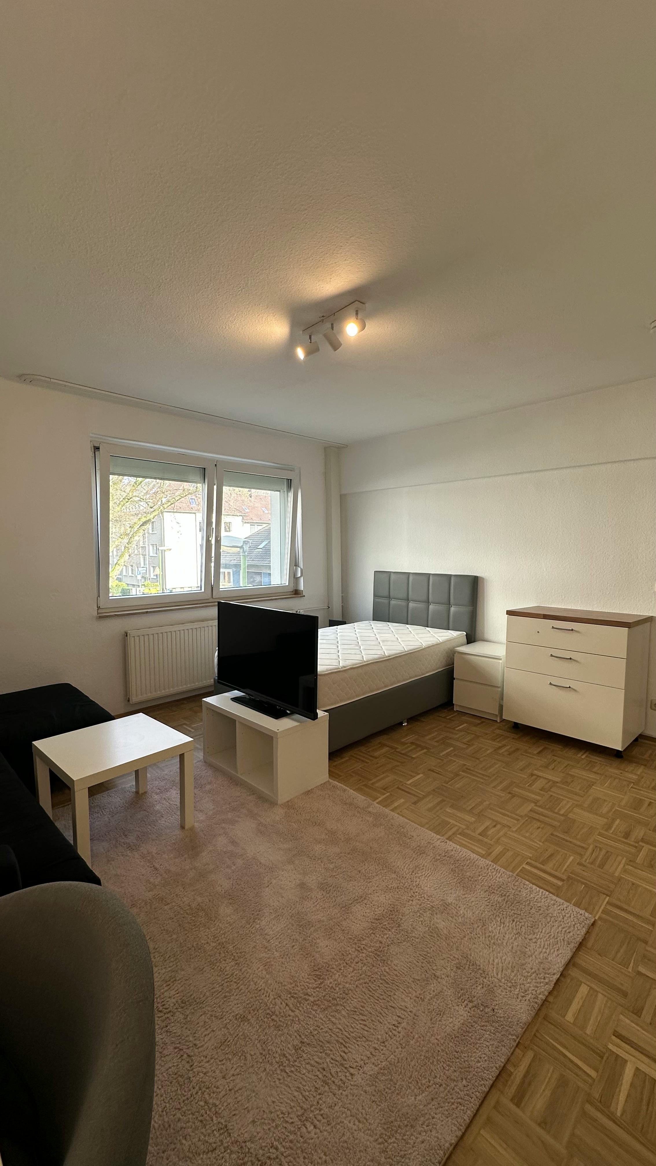 WG-Zimmer zu mieten für 710 € pro Monat in Essen, Wiesenstraße