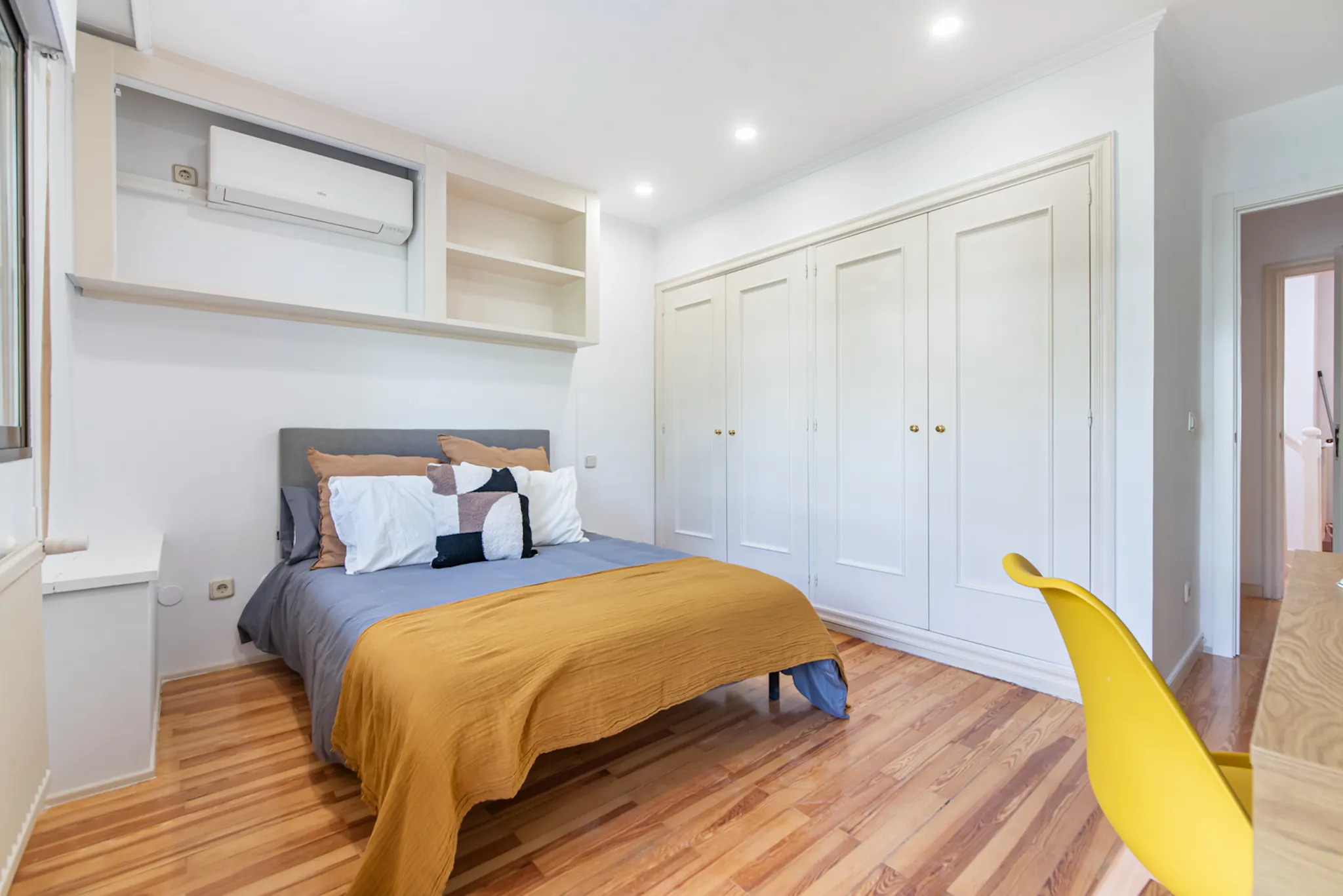 Calle del Abedul, Madrid preview