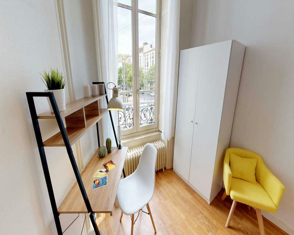 Private room for rent on Rue Marietton, Lyon - Vue 5