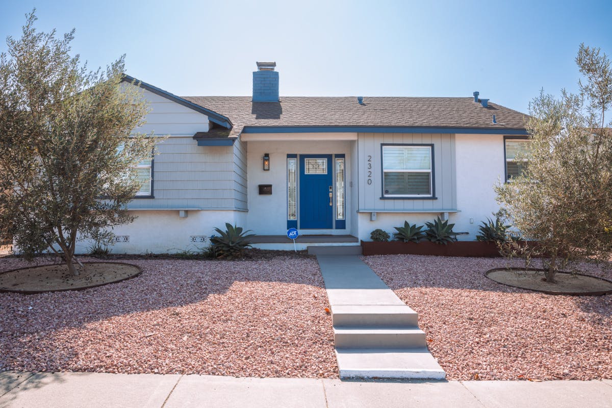 Maison à louer pour $5,599/mois à Inglewood, West 108th Street