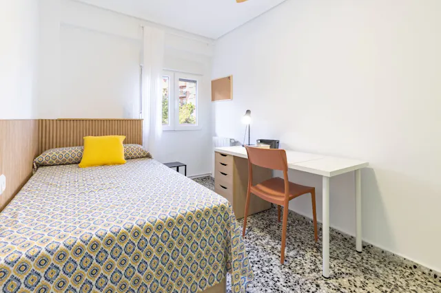 Private room in Carrer de Reig Genovés, Valencia (1695468) room image 2