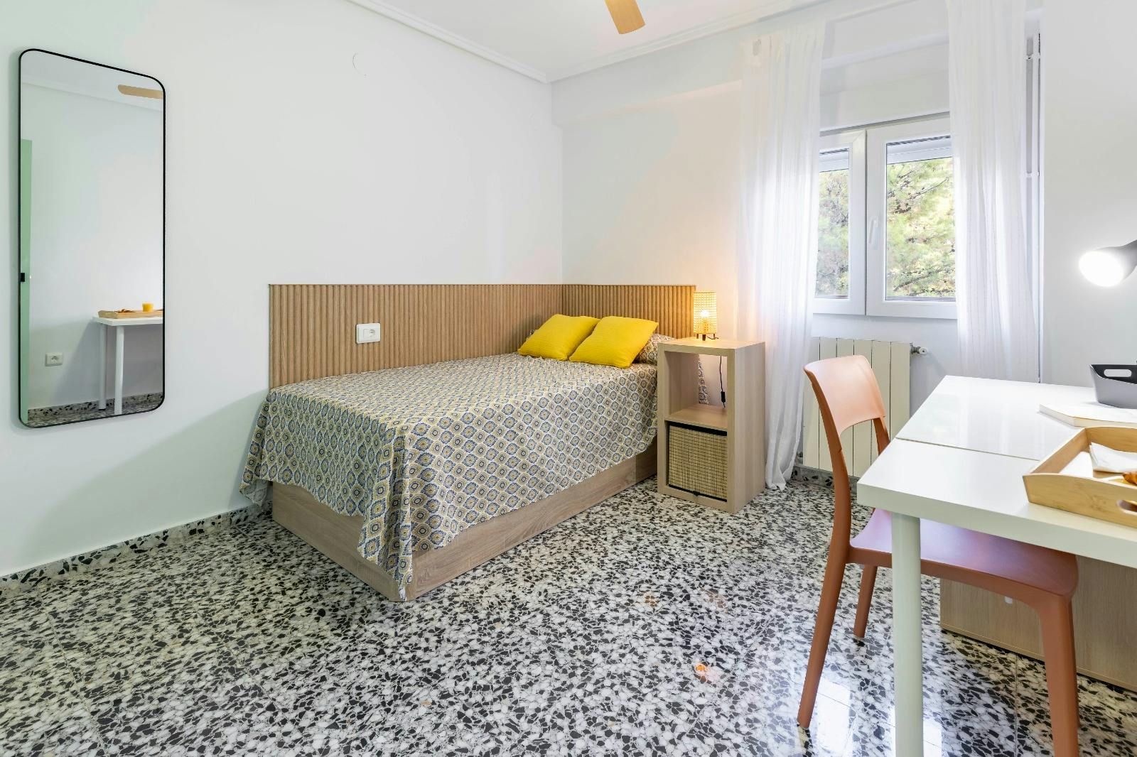 Carrer de Reig Genovés, Valencia preview