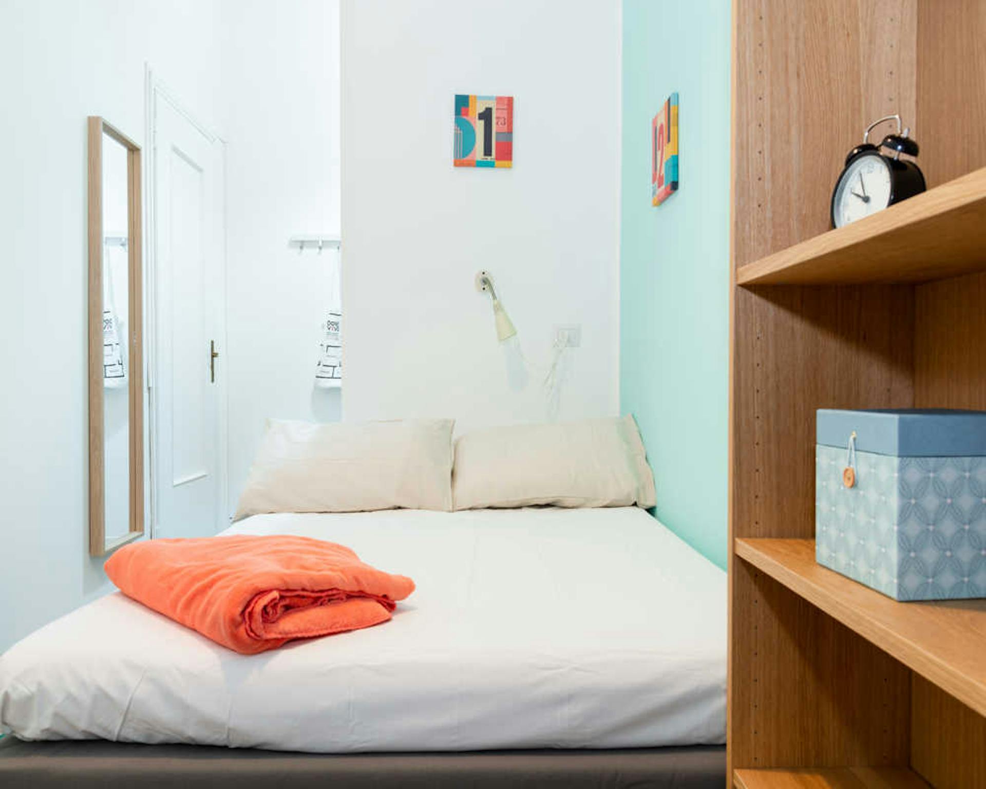 Via Ferrante Aporti, Milan preview