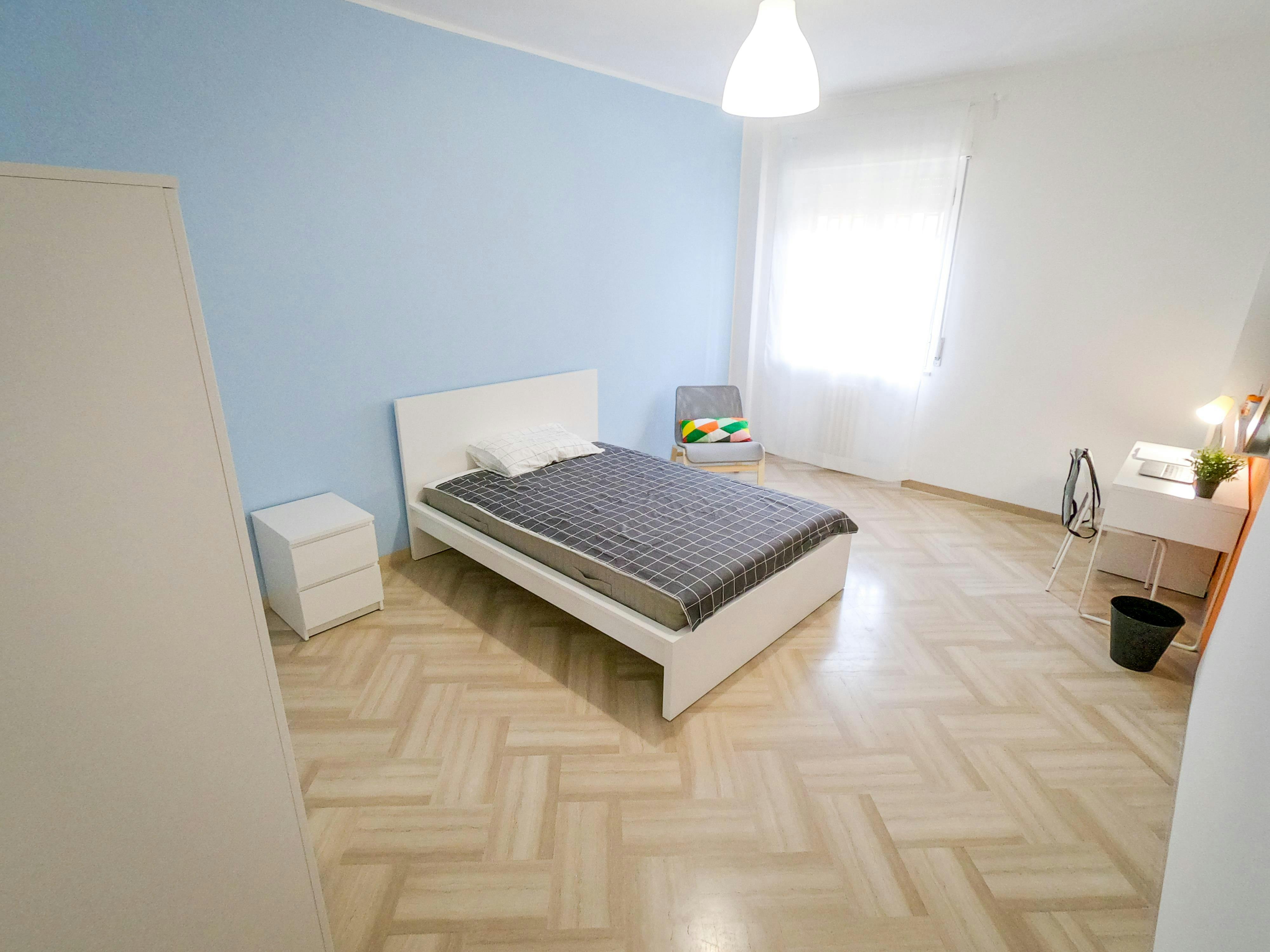 Habitación privada en alquiler por 490 € al mes en Bari, Via Giulio Petroni