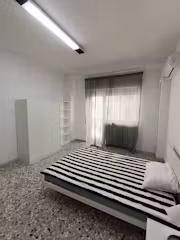 Piazza G. Garibaldi, Bari 1-Bari-ROOM-1