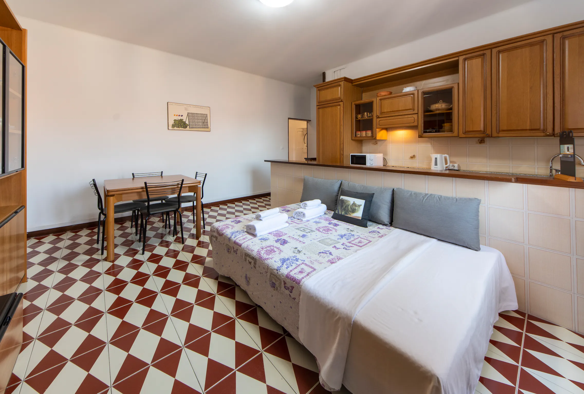 2-Bedroom Apartment in Via Toscana, Bologna (1695665) ROOM 3