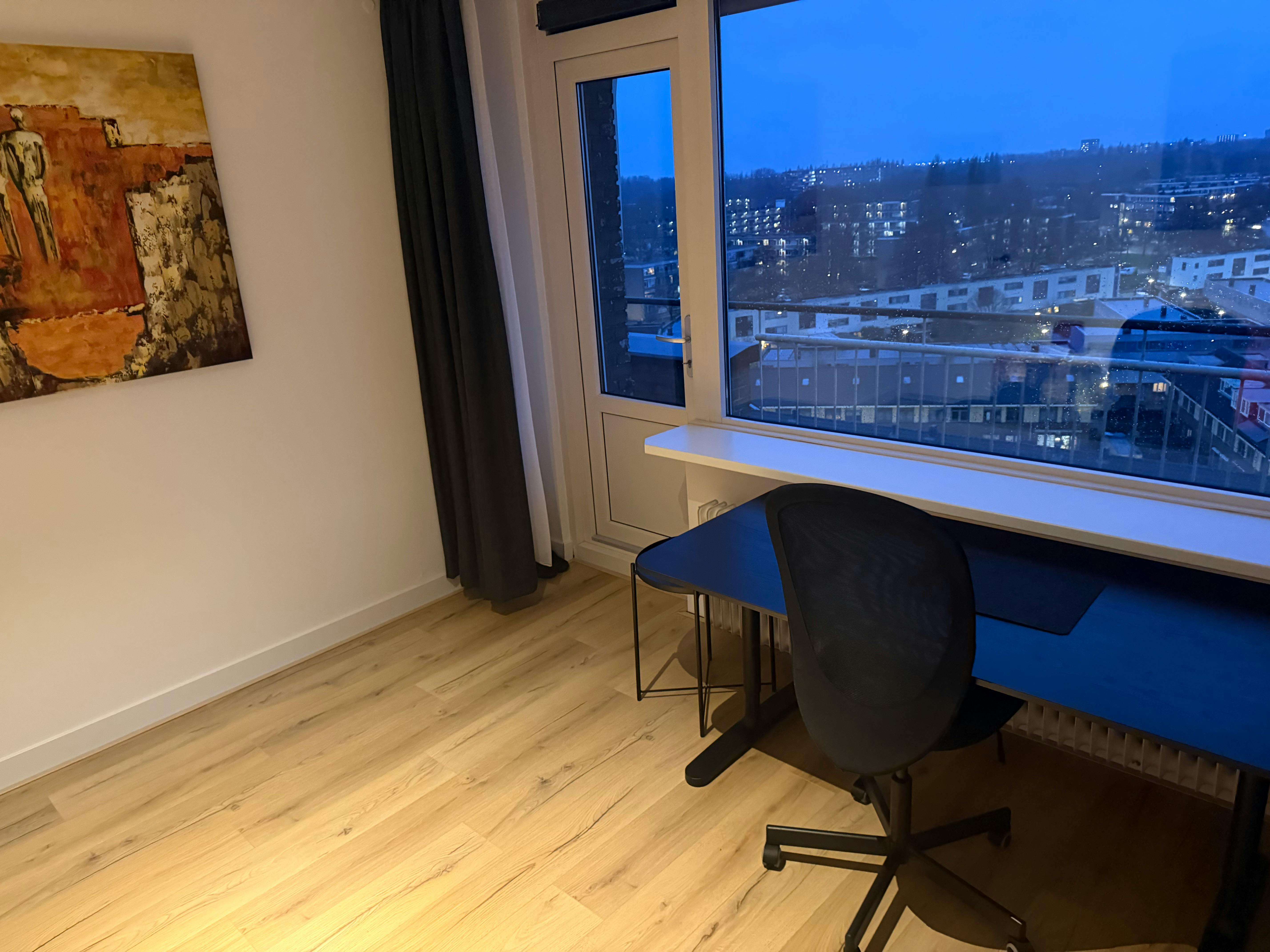 preview gallery tile