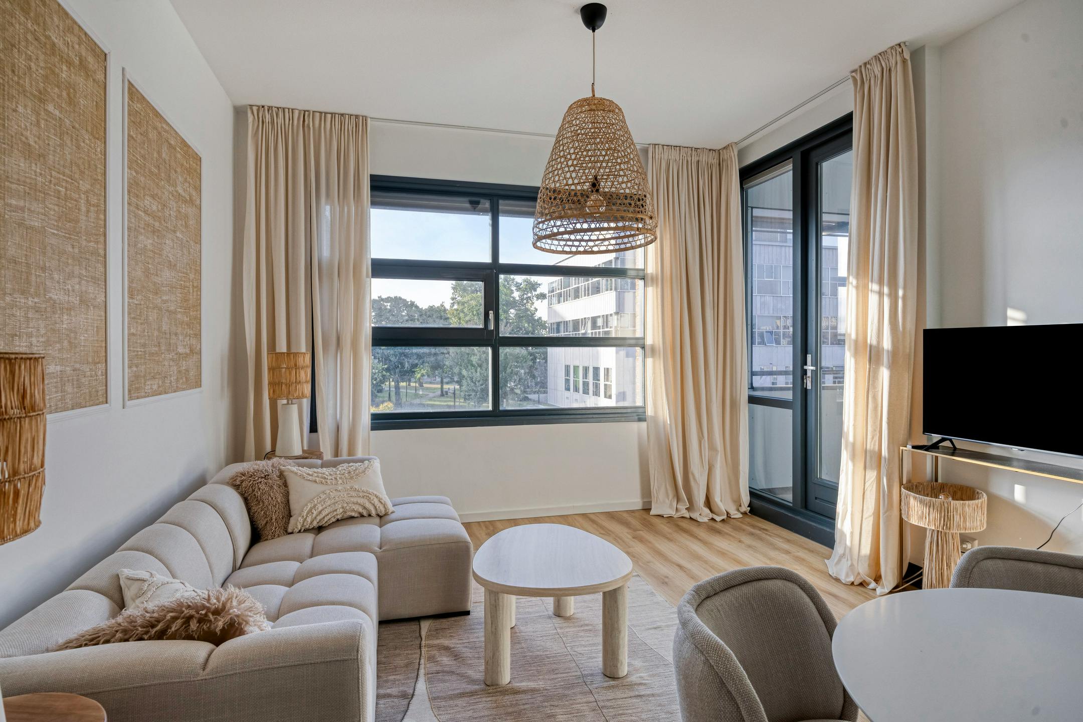 Apartment for rent for €1,995 per month in Amersfoort, Utrechtseweg