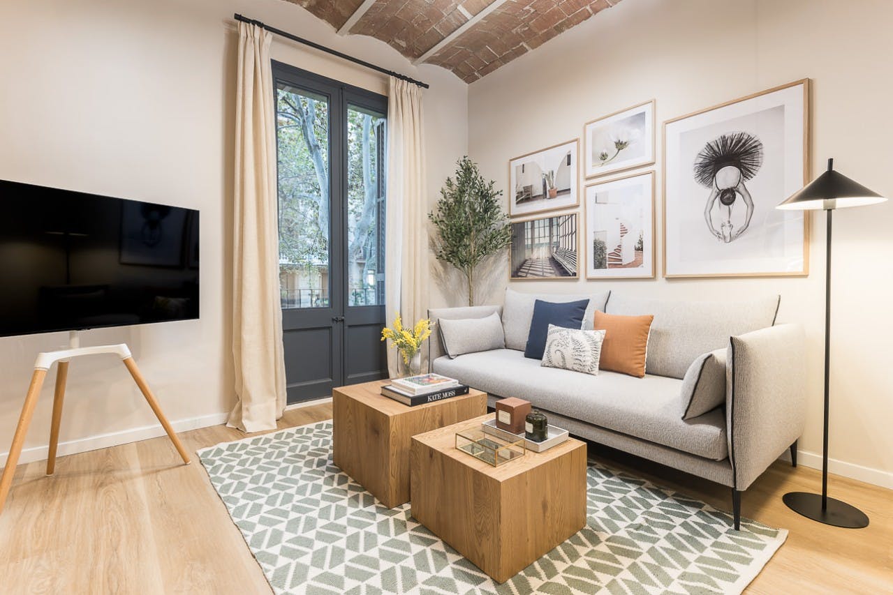 Avinguda de Gaudí, Barcelona Barcelona