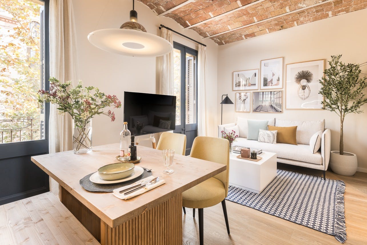 Avinguda de Gaudí, Barcelona Barcelona