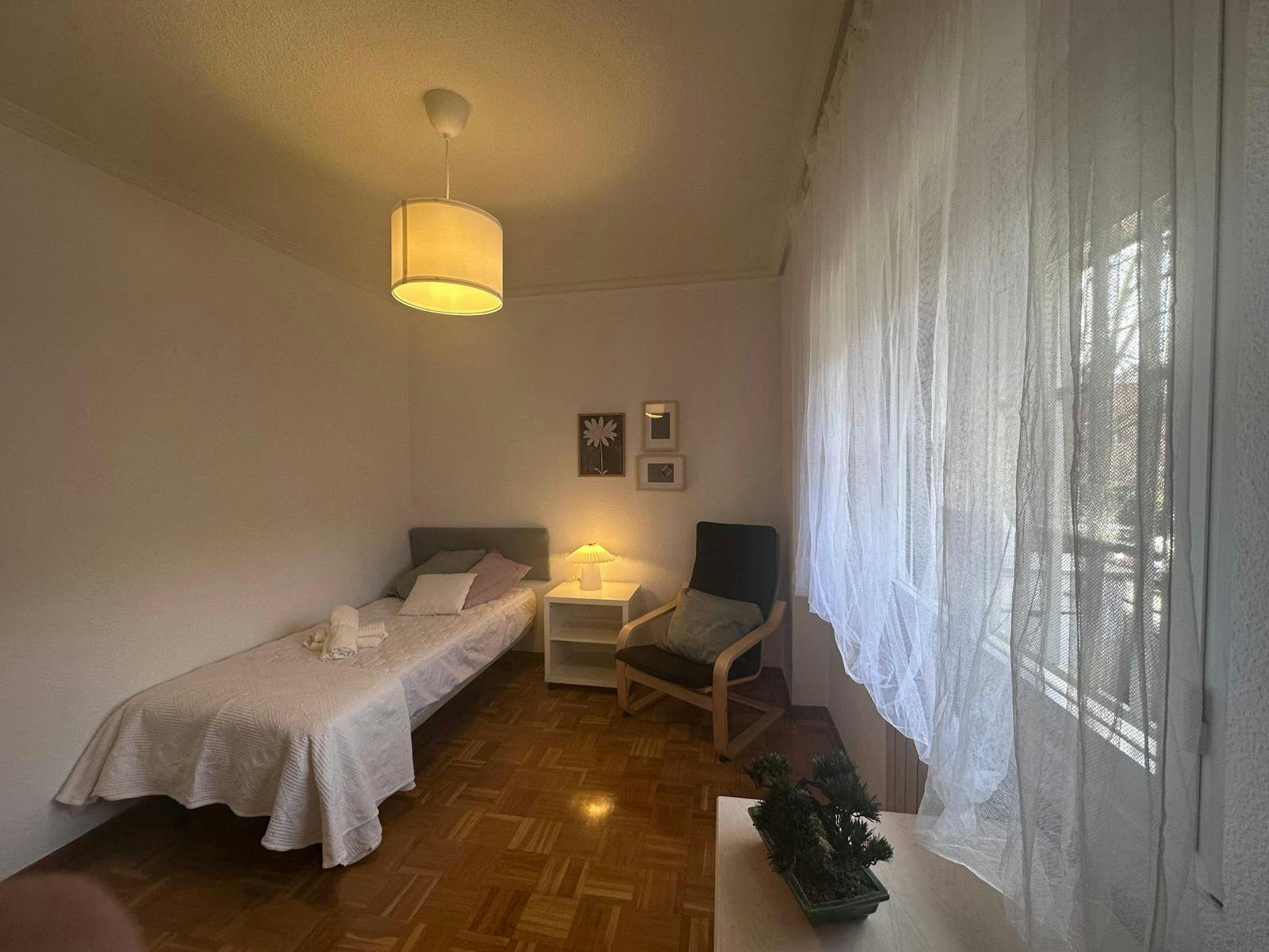 Calle de la Sierra Bermeja, Madrid preview