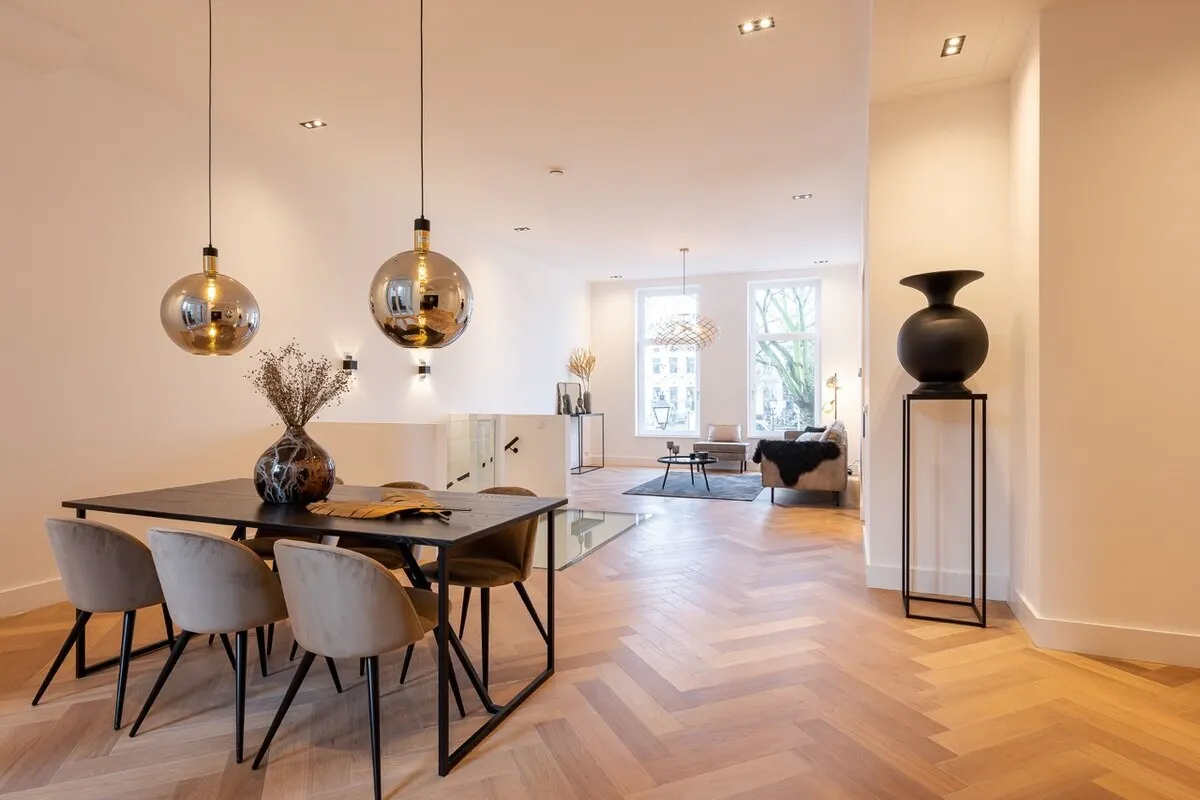 3-Bedroom Apartment in Eendrachtsplein, Rotterdam (1695953) ROOM