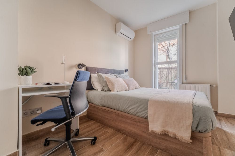 Calle de Rafael Ceballos, Madrid preview