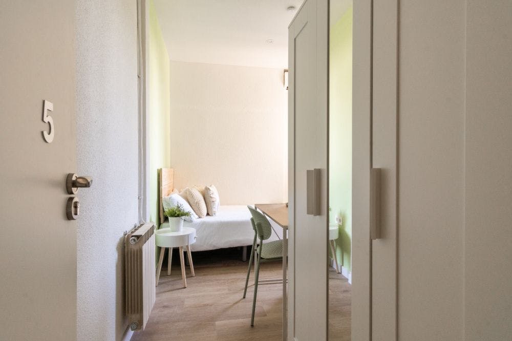 Calle de Alberto Aguilera, Madrid preview