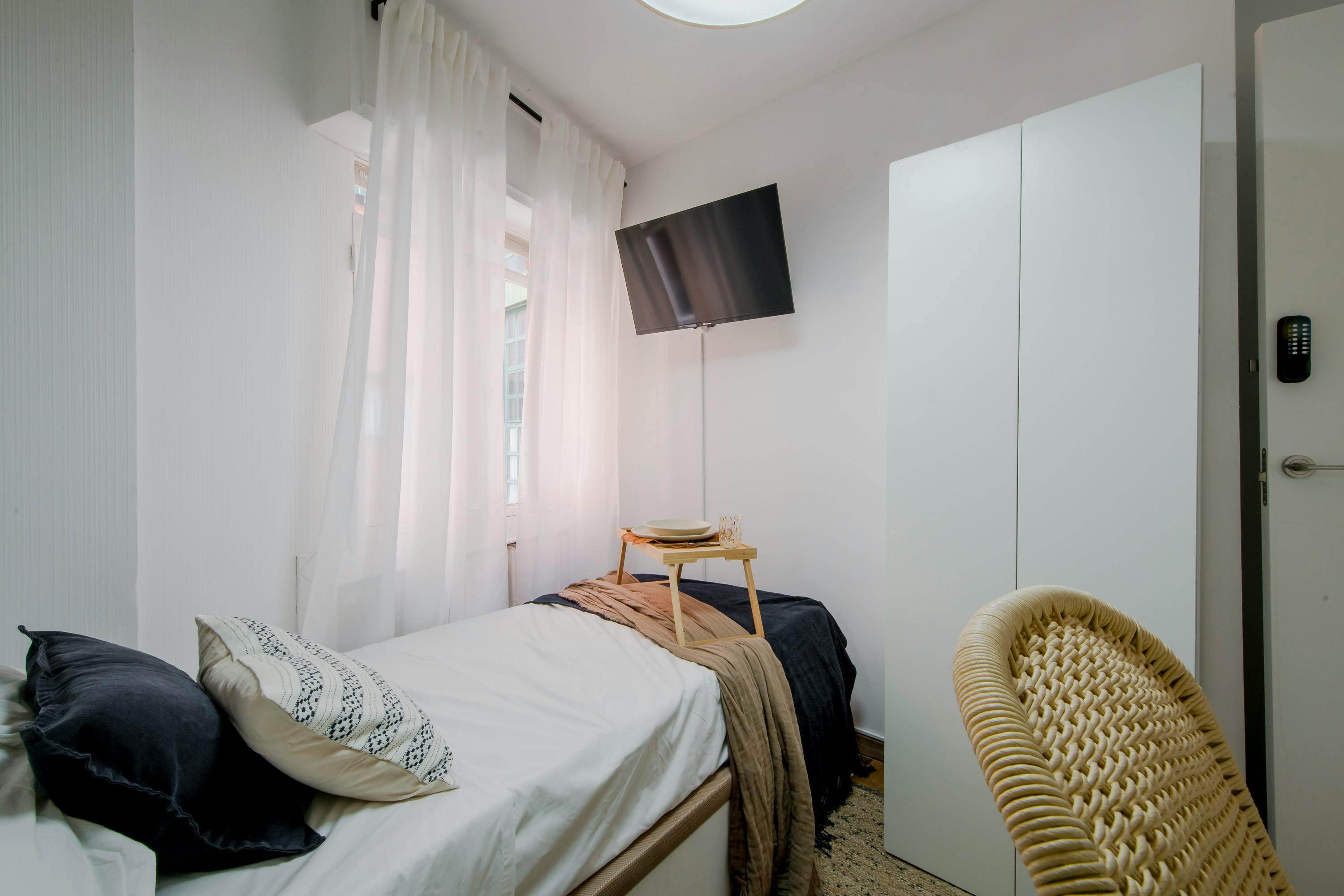 Single room Madrid, 1 bed, 7m² — photo 2