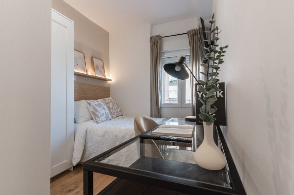 Calle de Aceuchal, Madrid preview