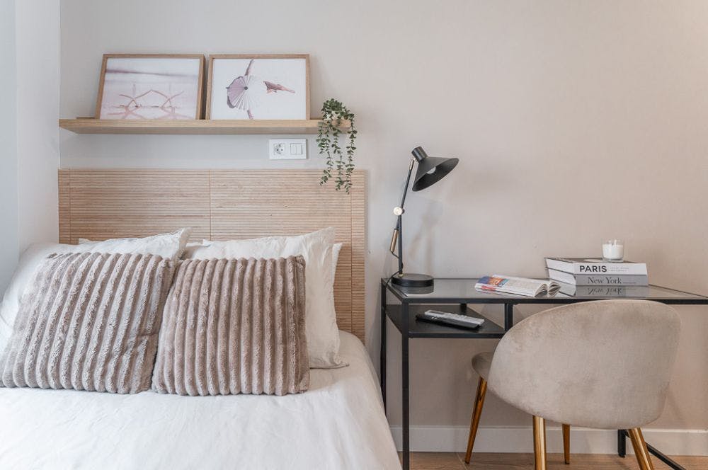 Calle de Aceuchal, Madrid preview