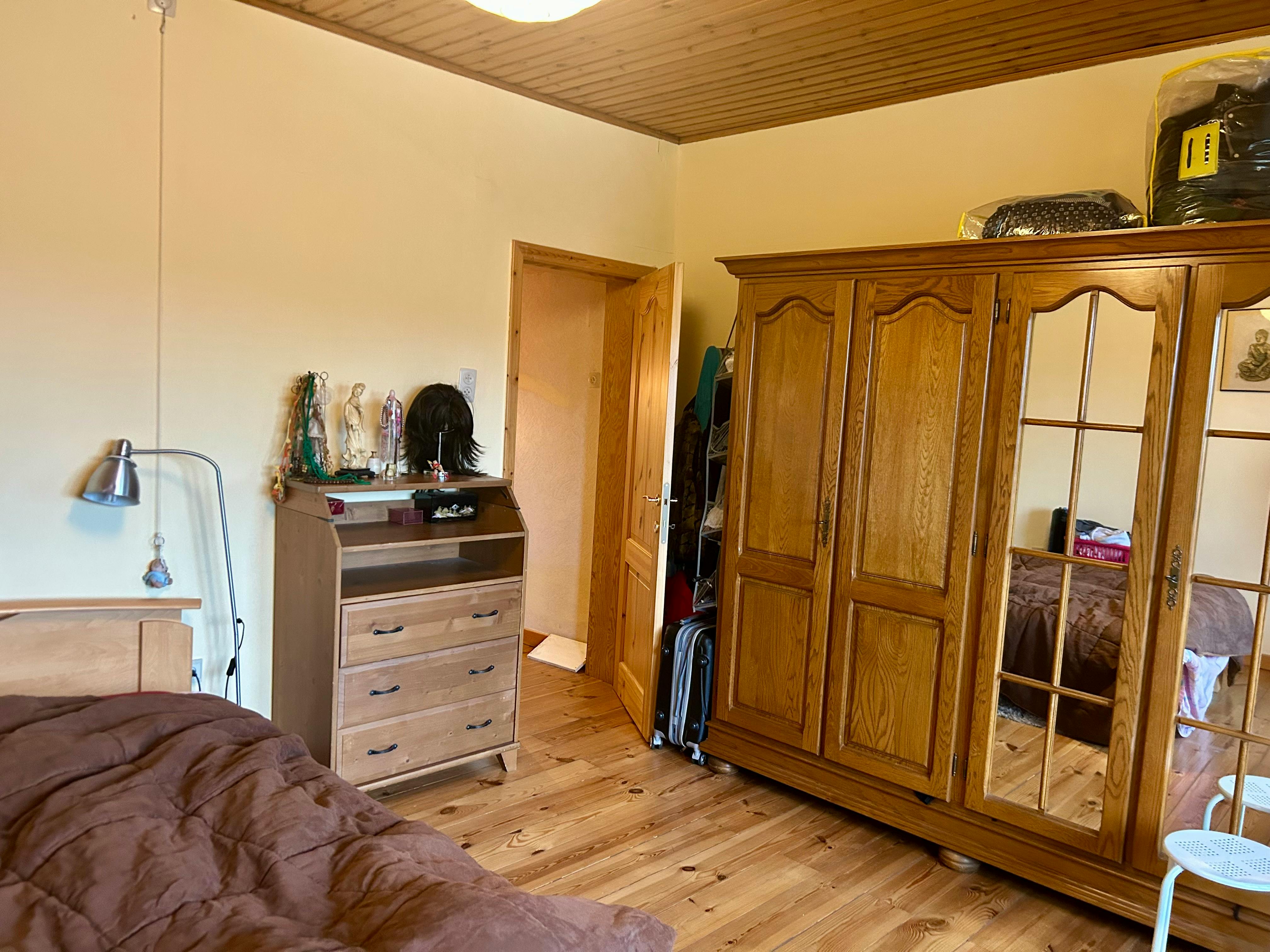 Double room Saint-Nicolas, 1 bed, 25m² — photo 9