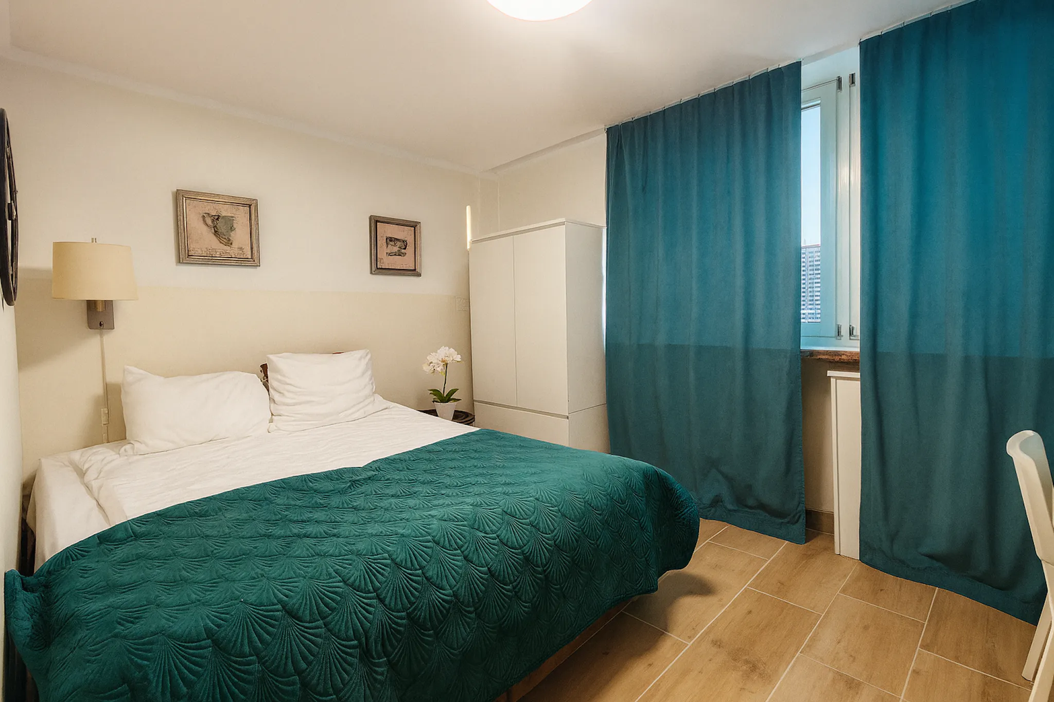 Prosta, Warsaw preview