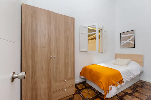 Private room in Ronda de Sant Pere, Barcelona (1696221) room image 2