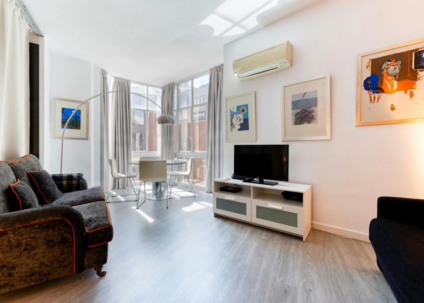 Calle de los Señores de Luzón, Madrid preview