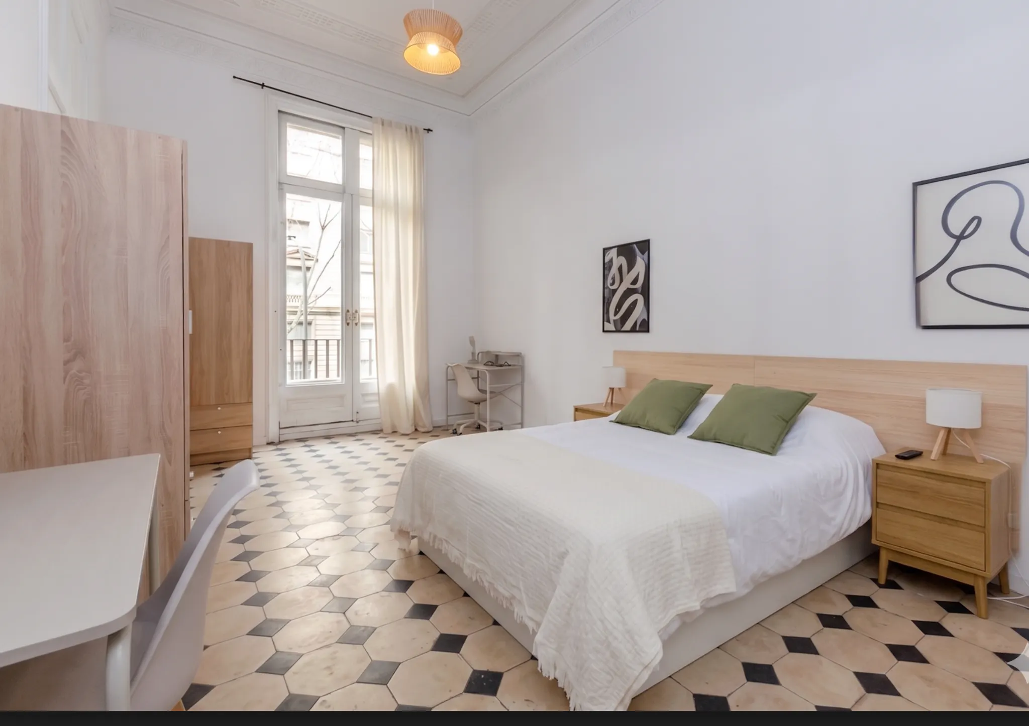 Ronda de Sant Pere, Barcelona preview