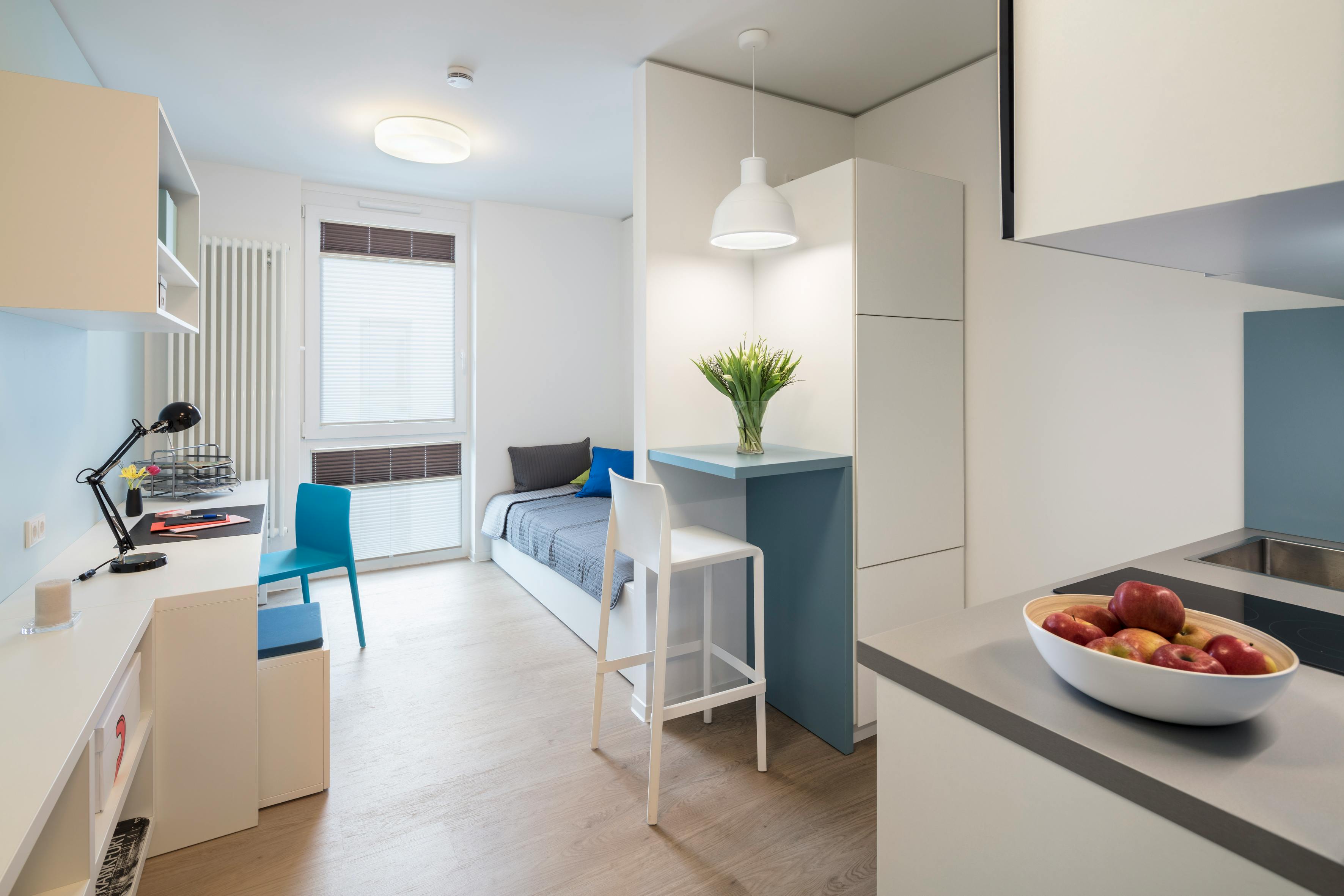 Студія за оренду для 850 EUR на місяць у Köln, Melatengürtel