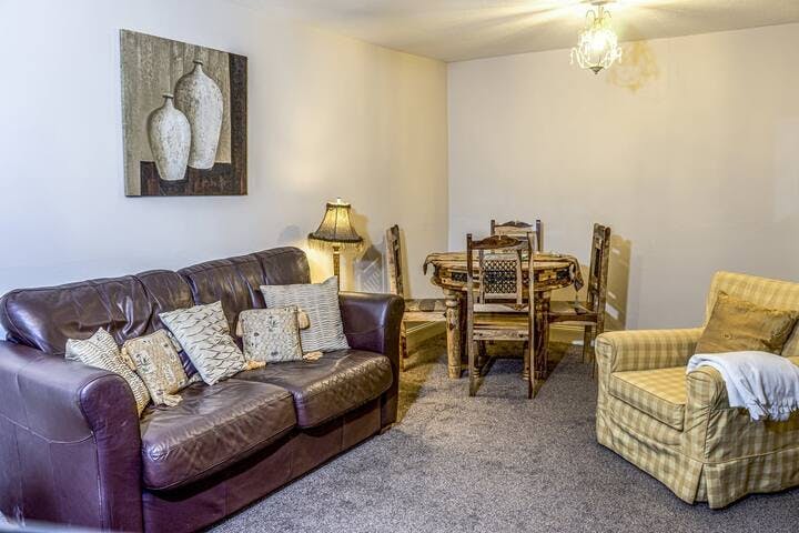 Saint Patrick Square, Edinburgh preview