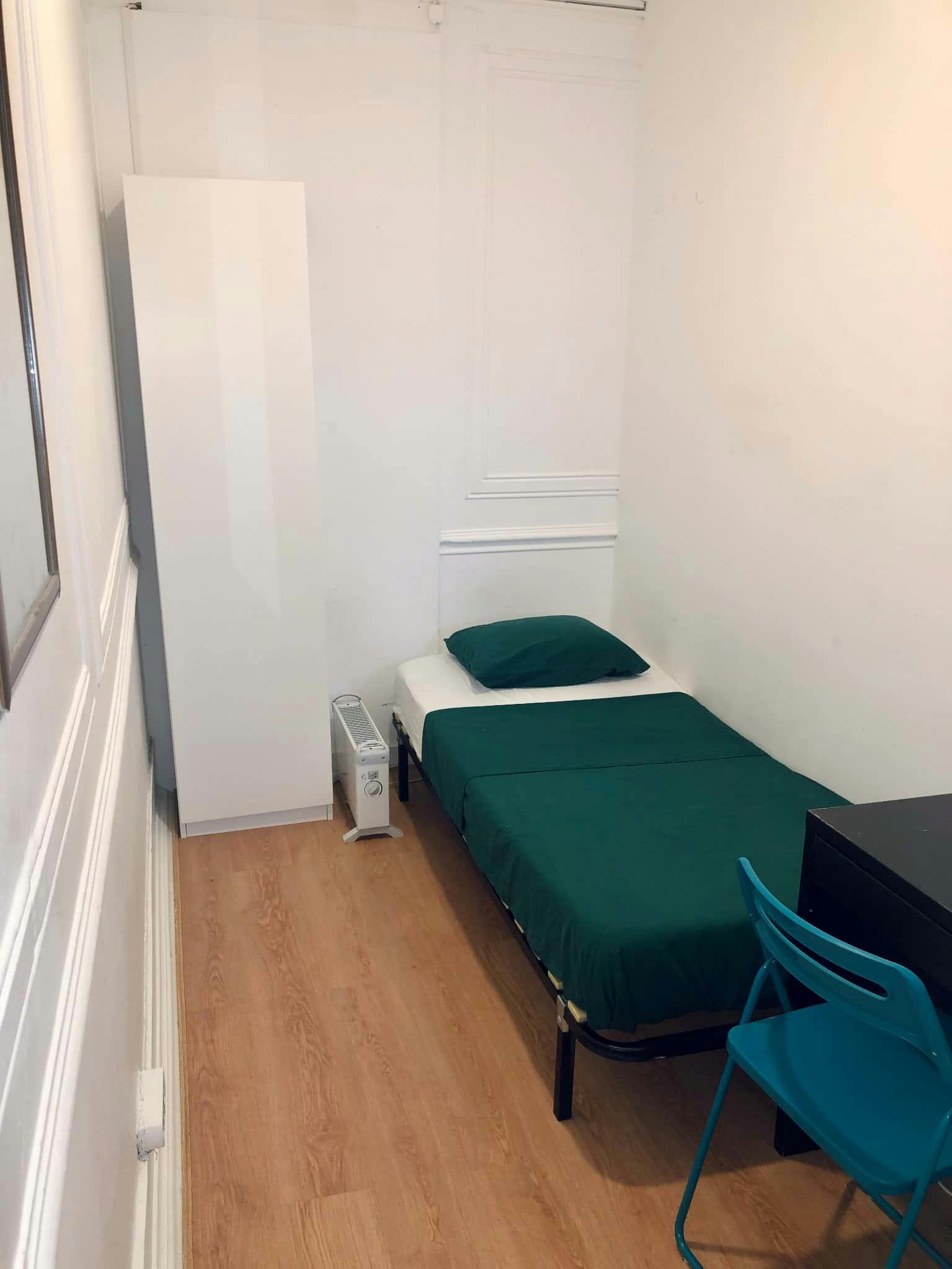 Stanza privata in affitto a 386 € al mese a Lisbon, Avenida 5 de Outubro