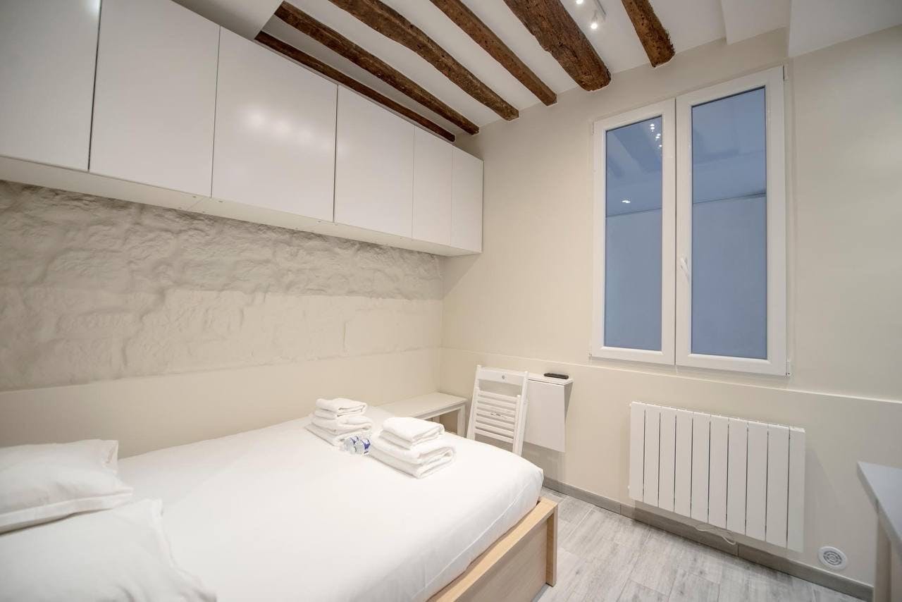 Rue Saint-Sauveur, Paris preview