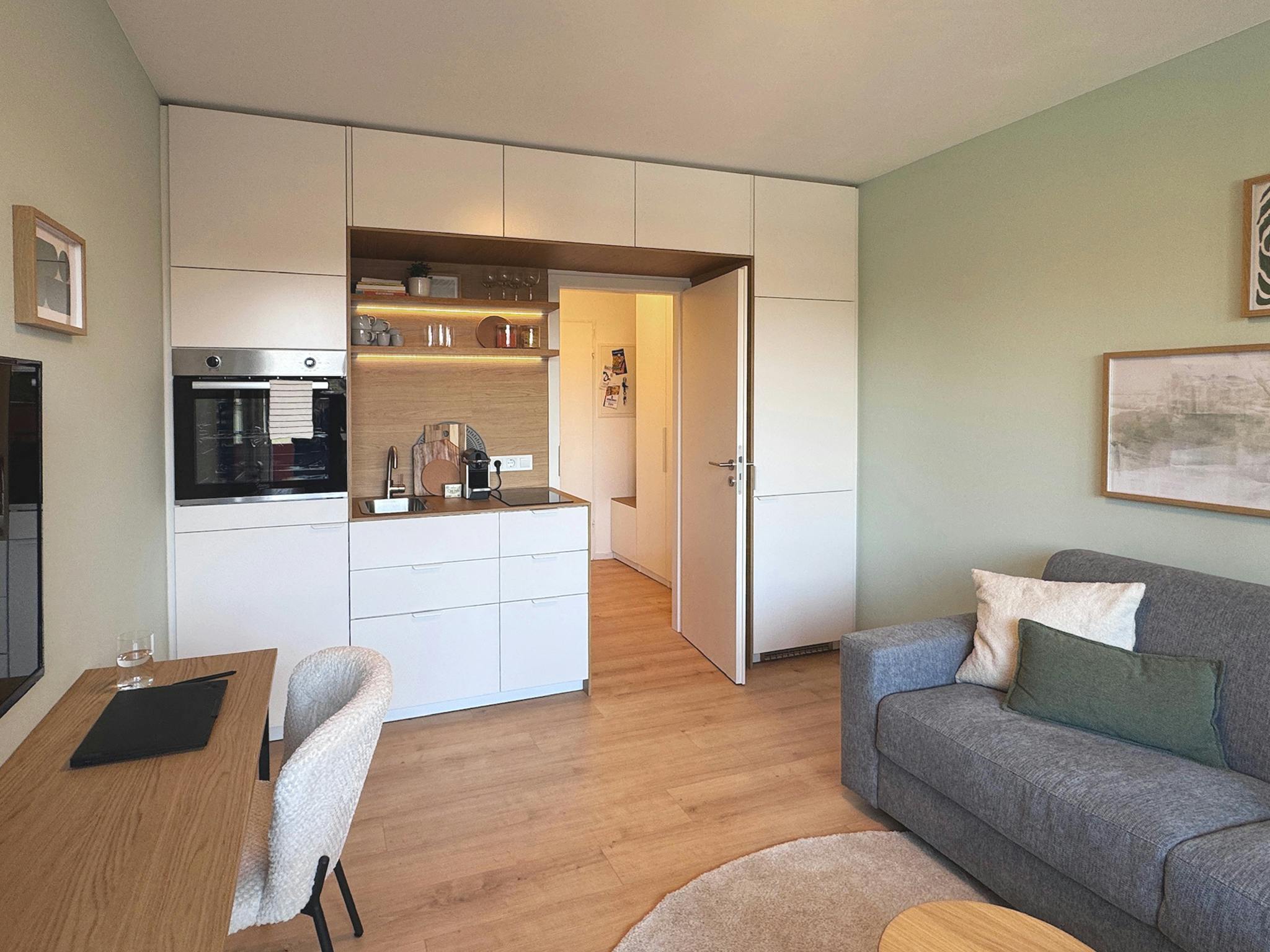 Apartment for rent for €1,350 per month in Munich, Starenweg
