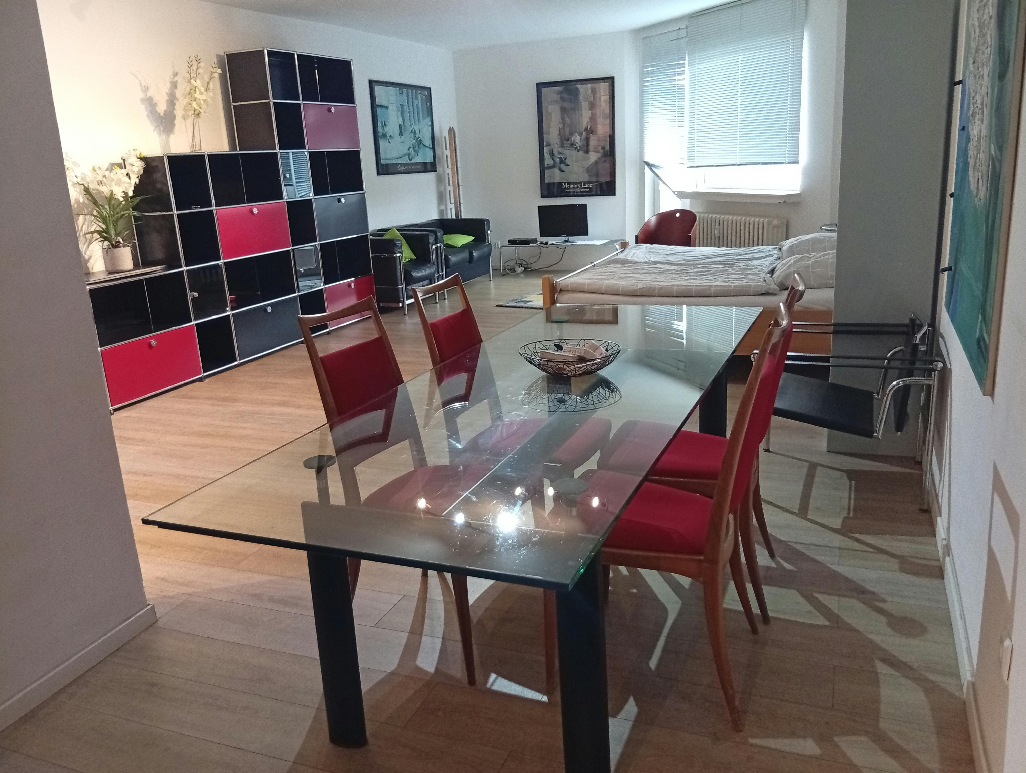 Studio for rent for €1,390 per month in Haan, Flemingstraße