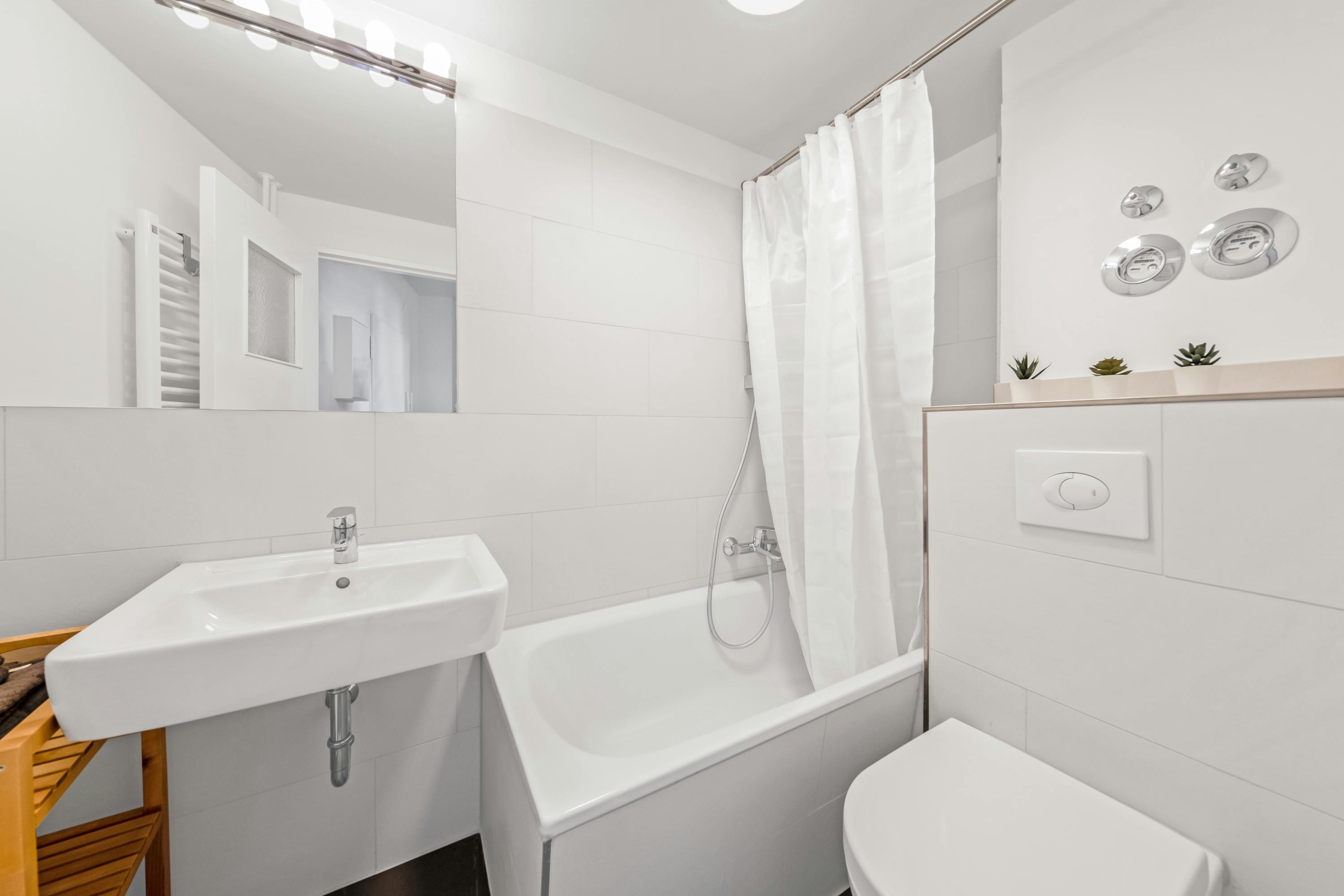 Albrechtstraße, Berlin preview