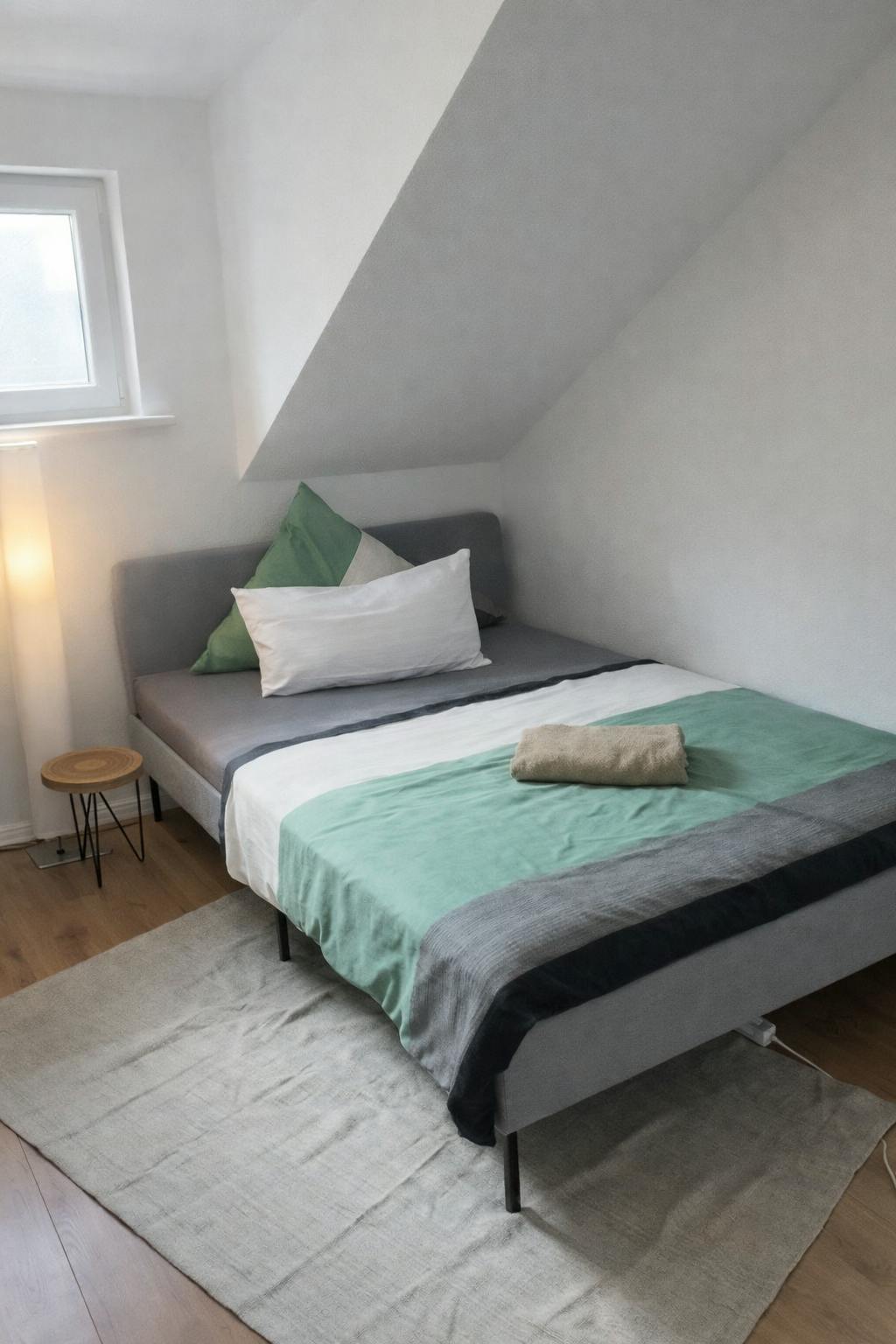 Отдельная комната сдается в аренду за 700 € в месяц в Gauting, Von-Taube-Weg